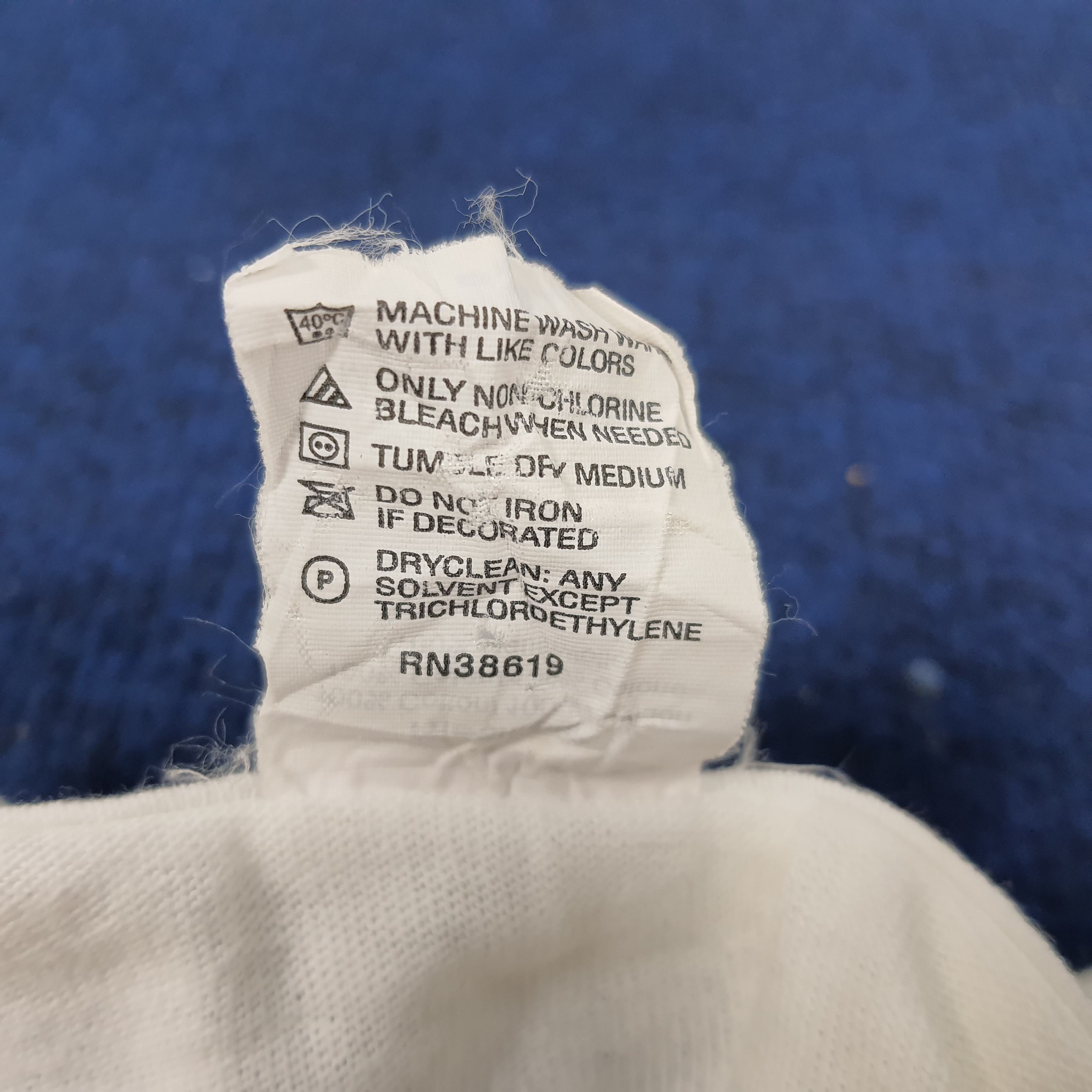 Apple × Vintage Vintage RIP Steve Jobs Apple Product Founder T-shirt Size US S / EU 44-46 / 1 - 5 Thumbnail