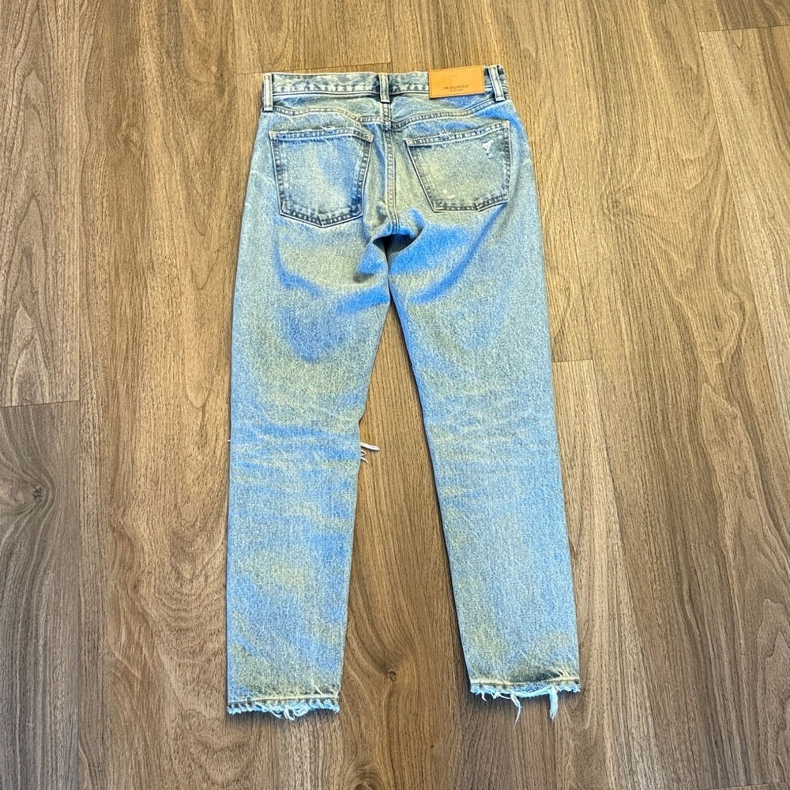 MOUSSY NWOT Moussy Vintage distressed Denim Jeans size 24 Size 24" / US 00 / IT 34 - 4 Thumbnail