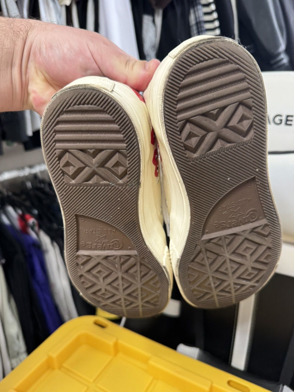 Comme des Garcons Comme Des Garçon Cream Sneakers with Red Heart Accents Size US 8 / EU 41 - 7 Thumbnail