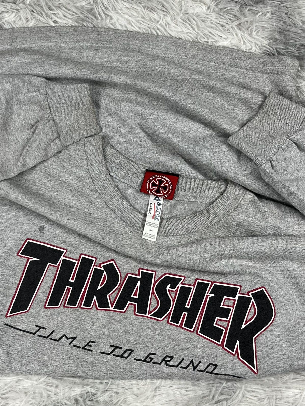 Independent Truck Co. Vintage Independent Trucks x Thrasher T-Shirt Size US L / EU 52-54 / 3 - 7 Thumbnail