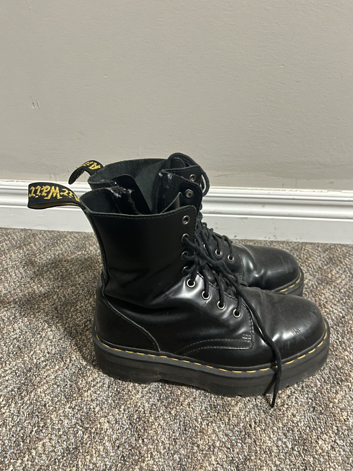 Dr. Martens Platform Dr Martens Size US 8.5 / EU 41-42 - 1 Thumbnail