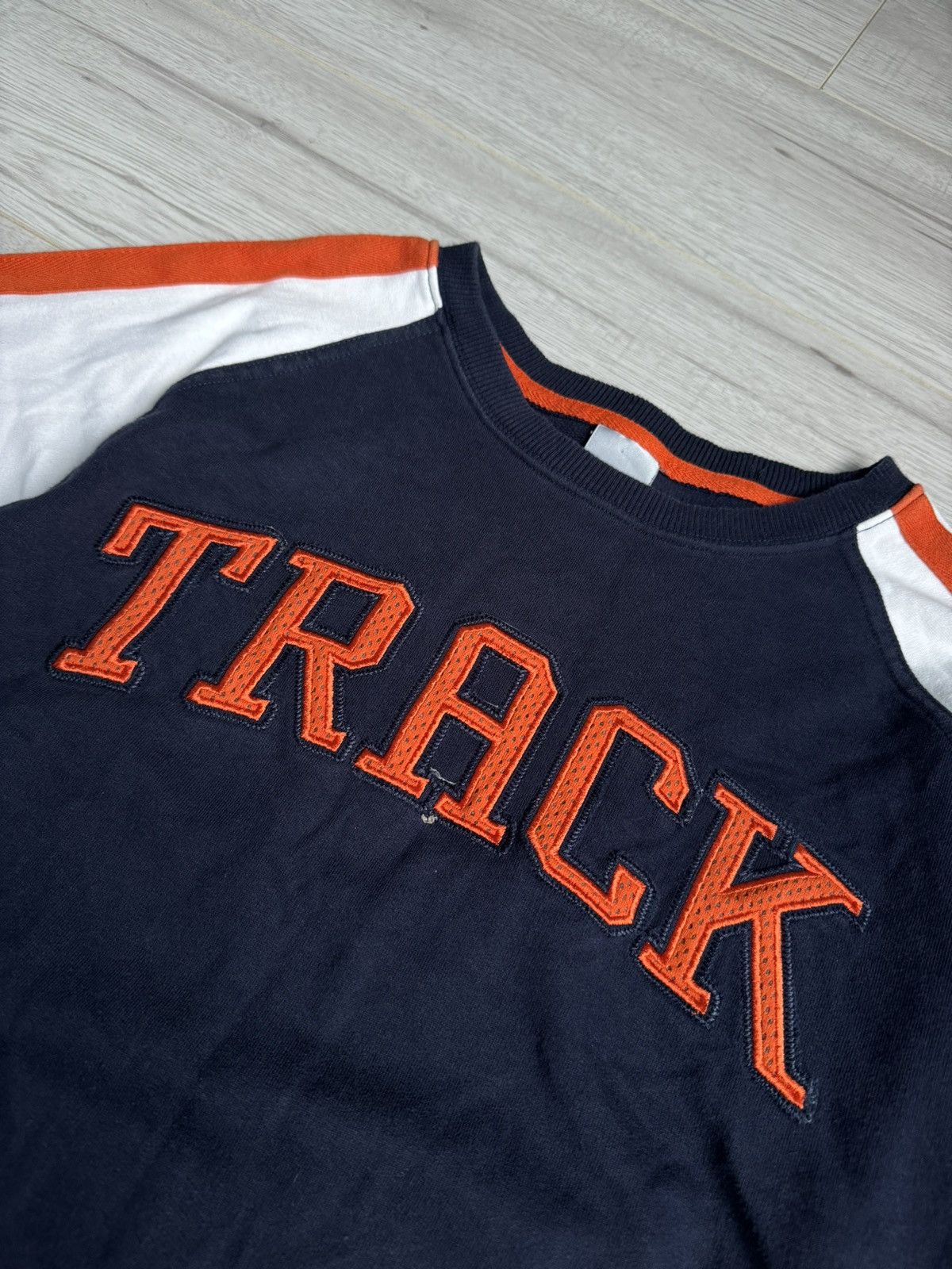Nike × Vintage Vintage Nike Track Logo Oversized Sweatshirt Size US L / EU 52-54 / 3 - 4 Thumbnail