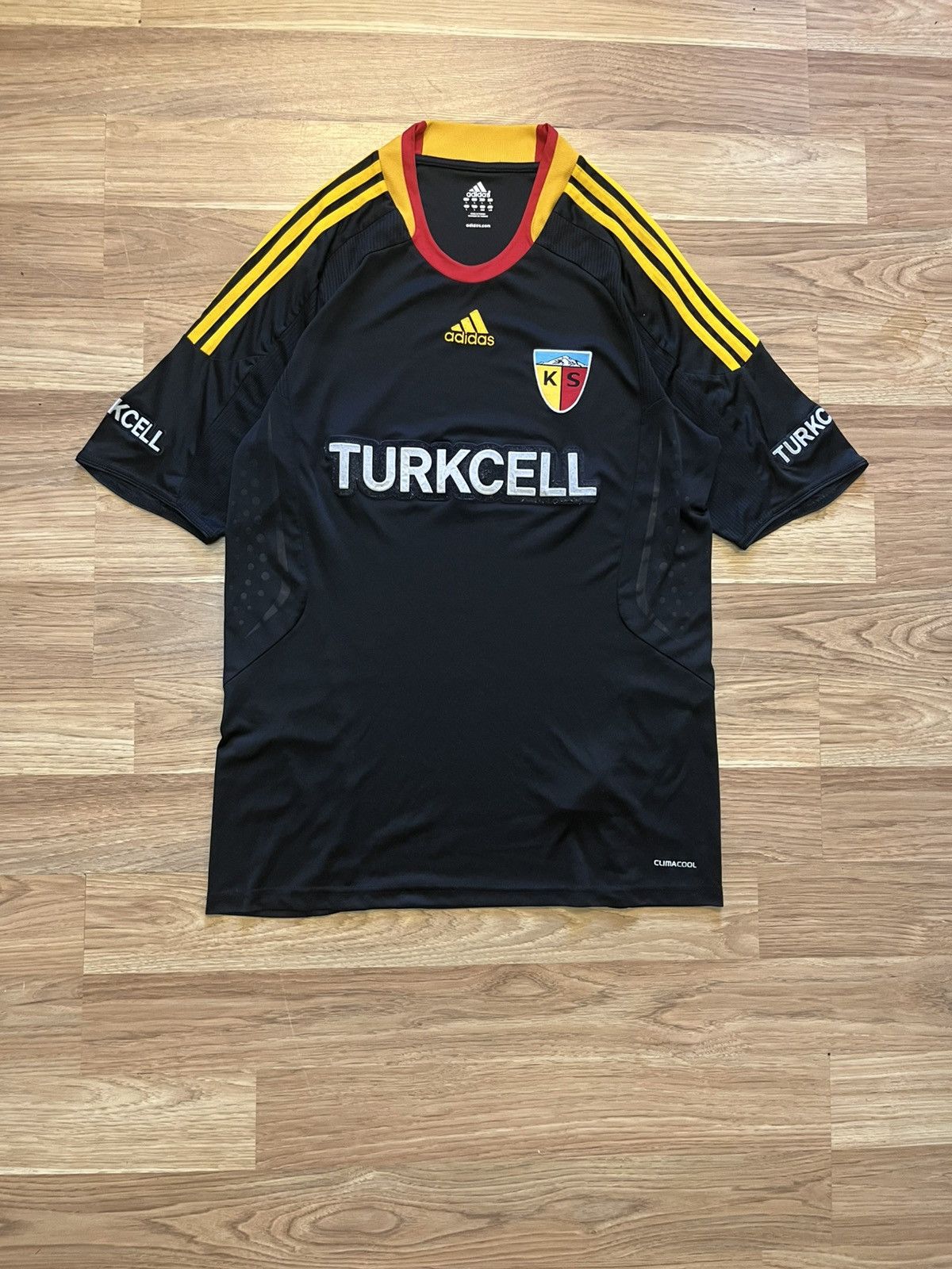 Adidas Jersey Kaysrispor Adidas 09/10 Fourth Kit Oldmoney Vintage Size US L / EU 52-54 / 3 - 1 Thumbnail