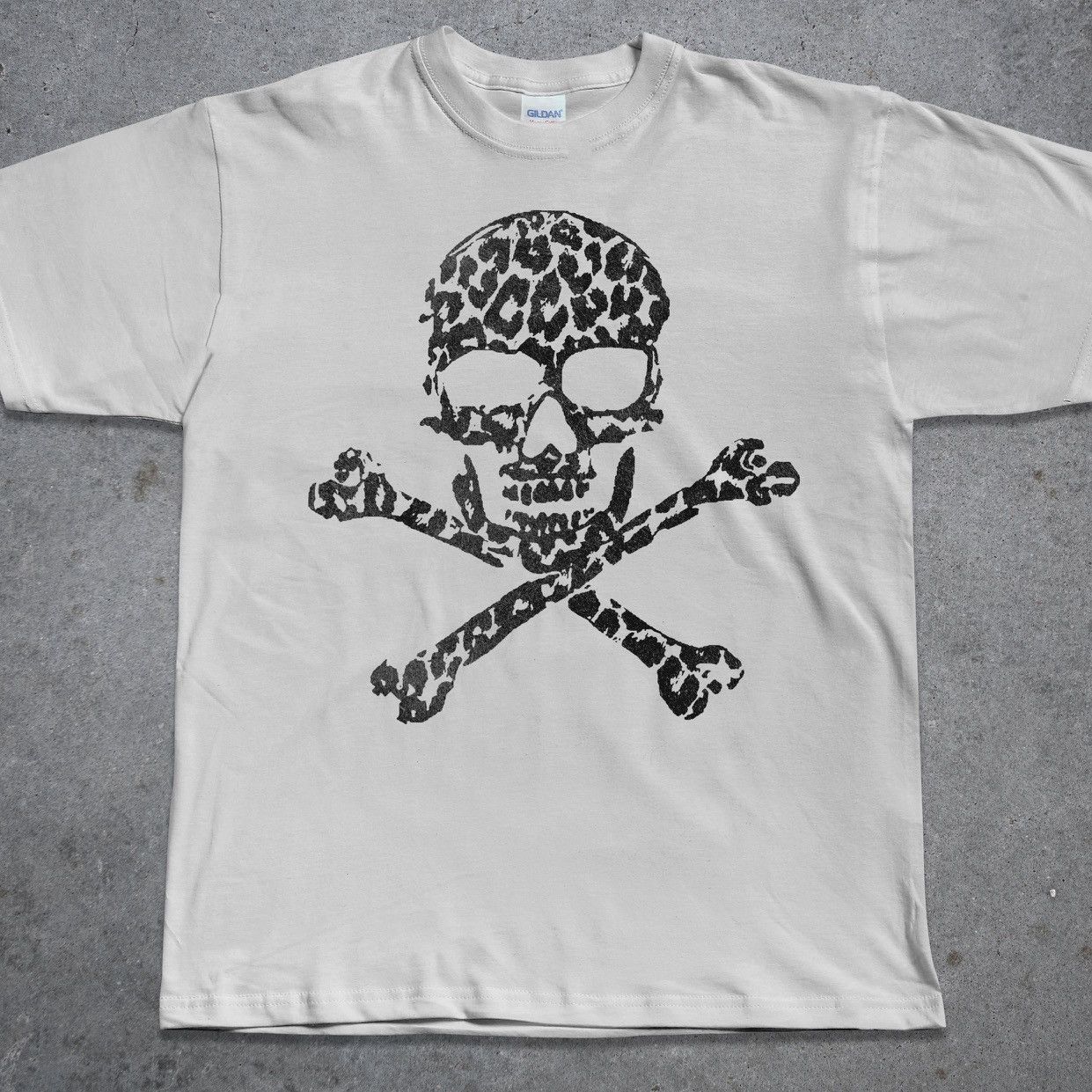 Other Leopard Print Skull Graphic Tee Size US M / EU 48-50 / 2 - 1 Thumbnail