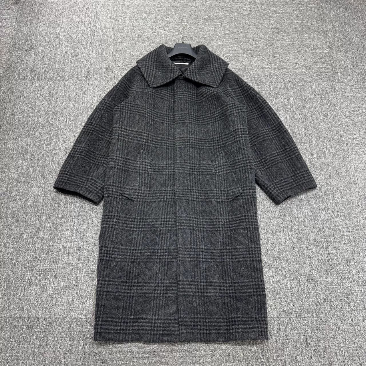 Balenciaga balenciaga checked coat in size 34. Size S / US 4 / IT 40 - 1 Thumbnail