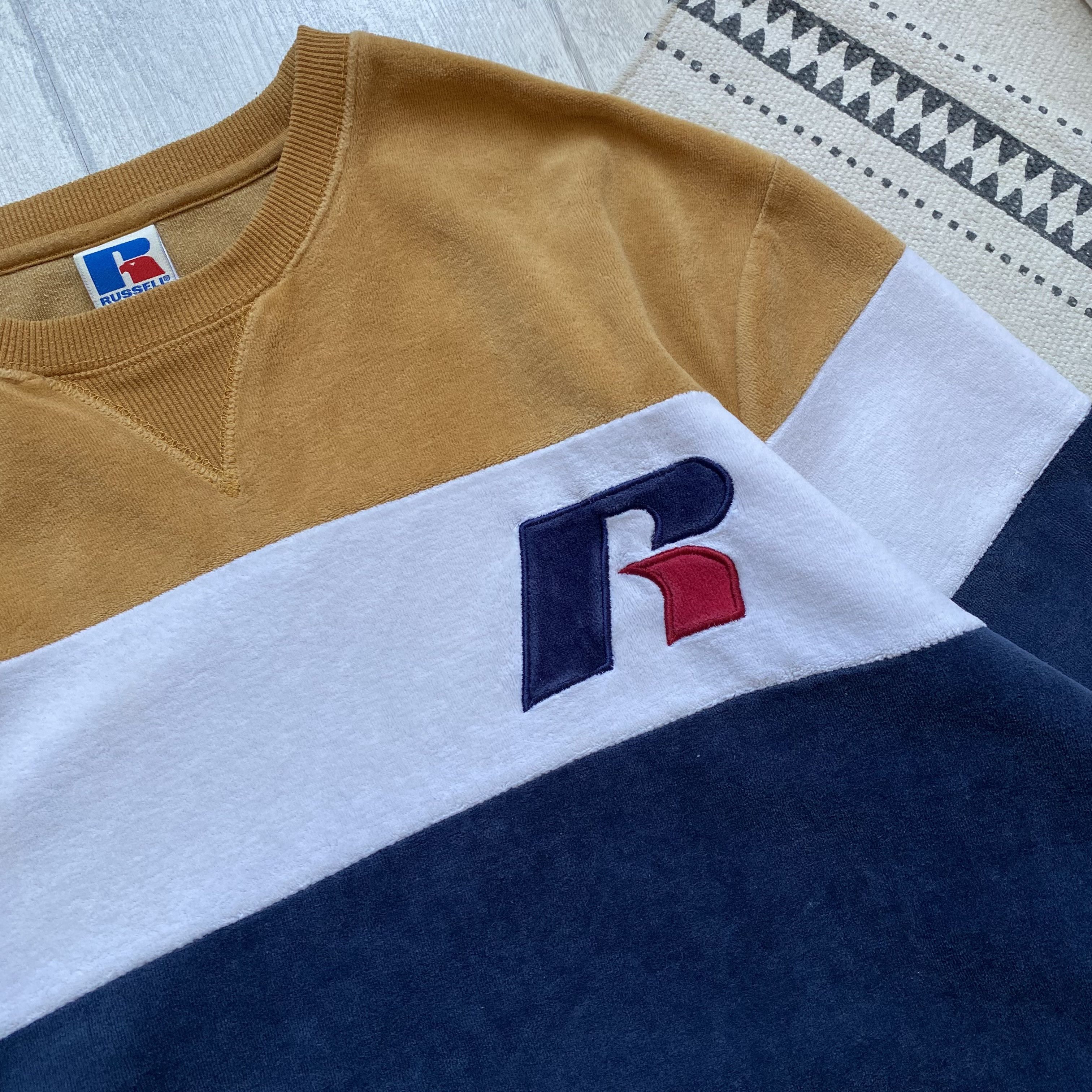 Russell Athletic 🦍Vintage 00s Russell Athletic sweatshirt velour Size US M / EU 48-50 / 2 - 4 Thumbnail