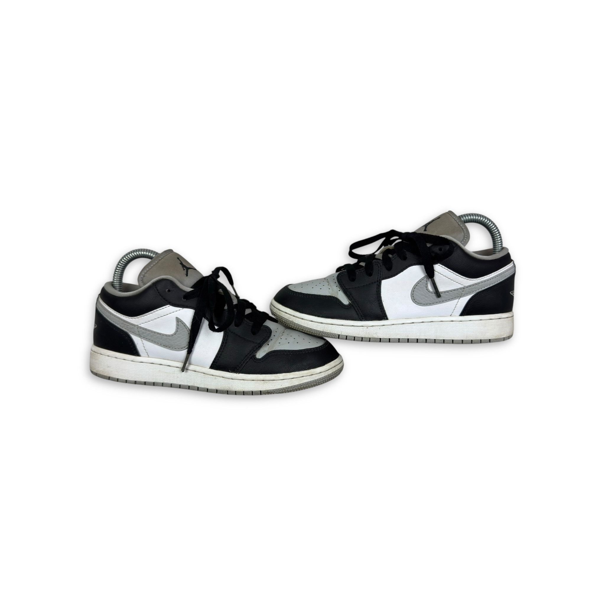 Nike Nike Air Jordan 1 Low 553560-039 4.5 Black Gray Shoes 4.5 Size US 6 / IT 36 - 1 Thumbnail