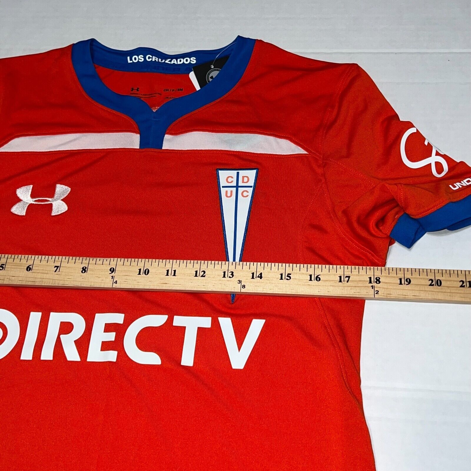 Under Armour Mens Under Armour Club Deportivo Catolica Chile Jersey Small Size US S / EU 44-46 / 1 - 6 Thumbnail
