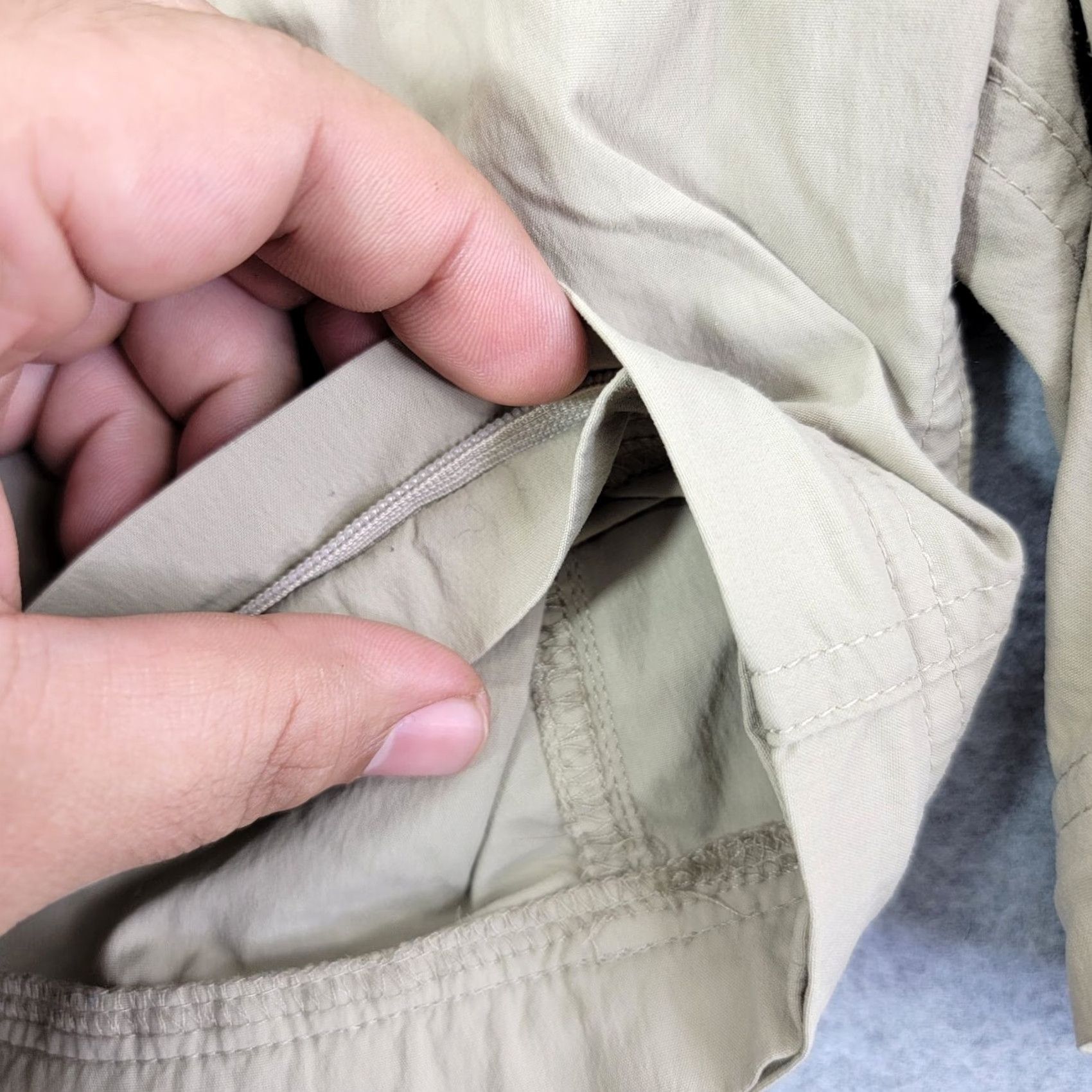 Vintage REI Co Op shorts Womens 14 Convertible Zip Off Cargo Hiking Outdoor Tan Pants Size 36" / US 14 / IT 50 - 4 Thumbnail