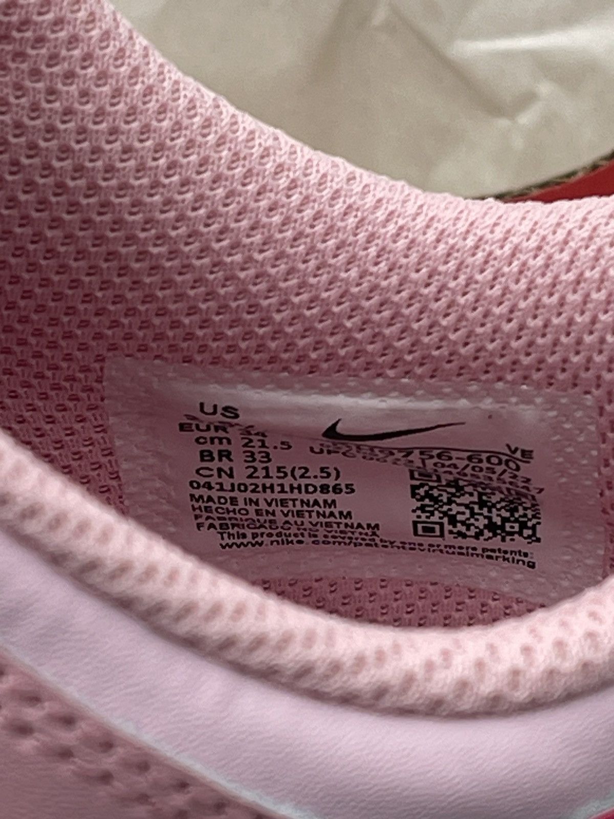 Nike Brand new never worn Nike 'triple pink' dunk lows sz4.5 wmns Size US 4.5 / IT 34.5 - 7 Thumbnail