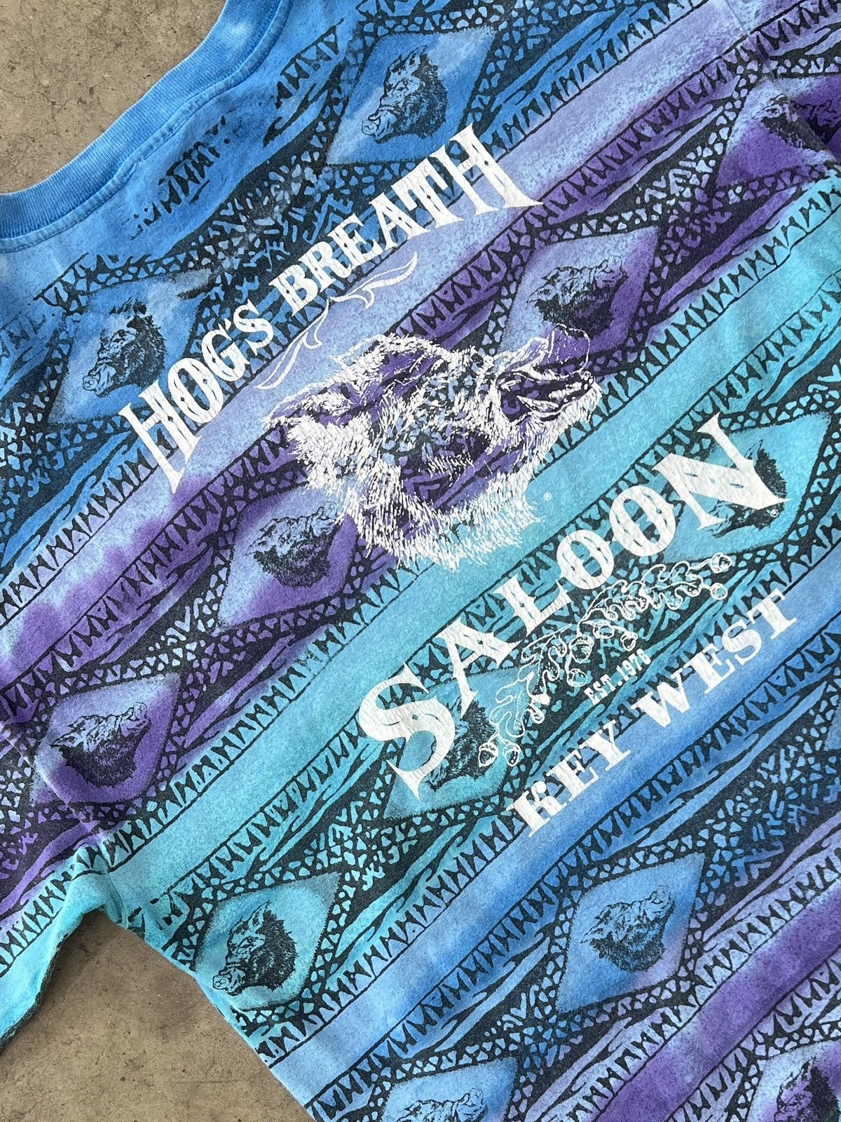 Harley Davidson Vintage AOP Tribal Tie Dye Hog Saloon Motorcycle surf Tee XL Size US XL / EU 56 / 4 - 1 Thumbnail