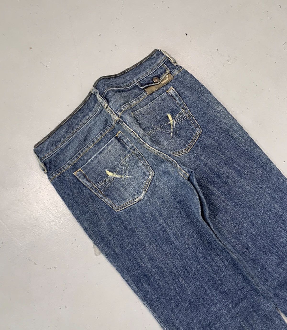 Levi's Vintage diesel bootcut baggy denim Size US 30 / EU 46 - 2 Thumbnail