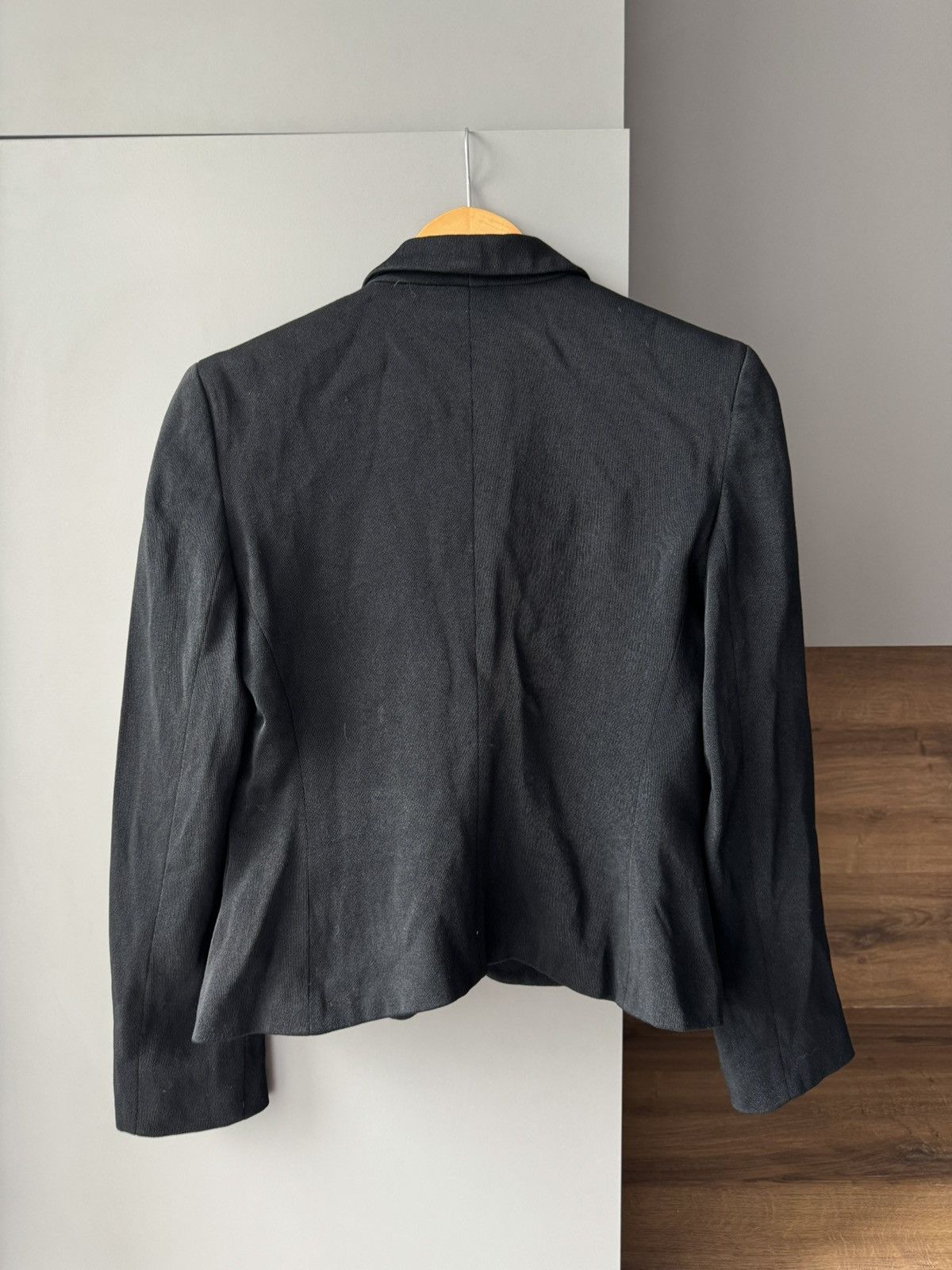 Giorgio Armani Asymmetric Button Stand Collar wool Crepe Peplum Blazer Size M / US 6-8 / IT 42-44 - 9 Thumbnail