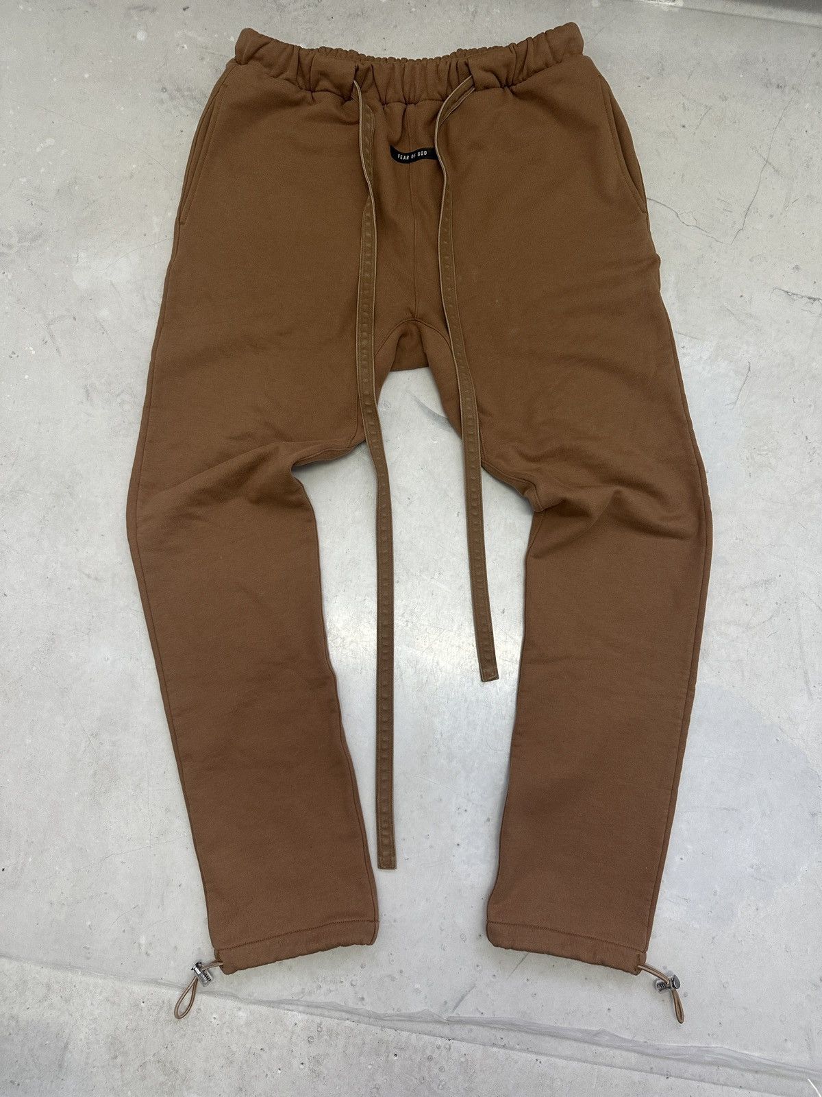 Fear of God OG Fear of God Sixth collection brown sweatpants Size US 34 / EU 50 - 2 Thumbnail