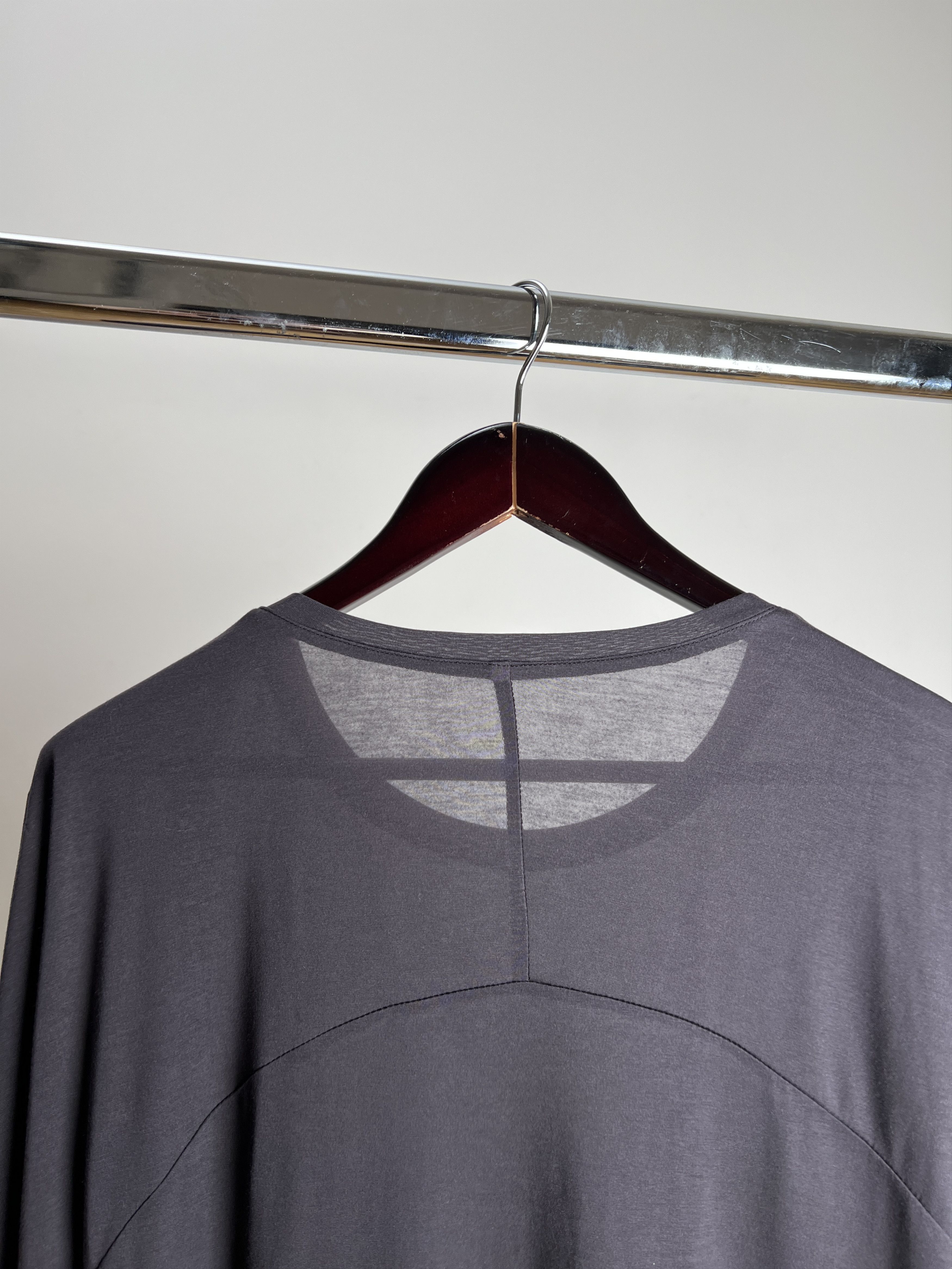 Other LONG BROWN THIN TSHIRT OVERSIZED Size US L / EU 52-54 / 3 - 18 Thumbnail