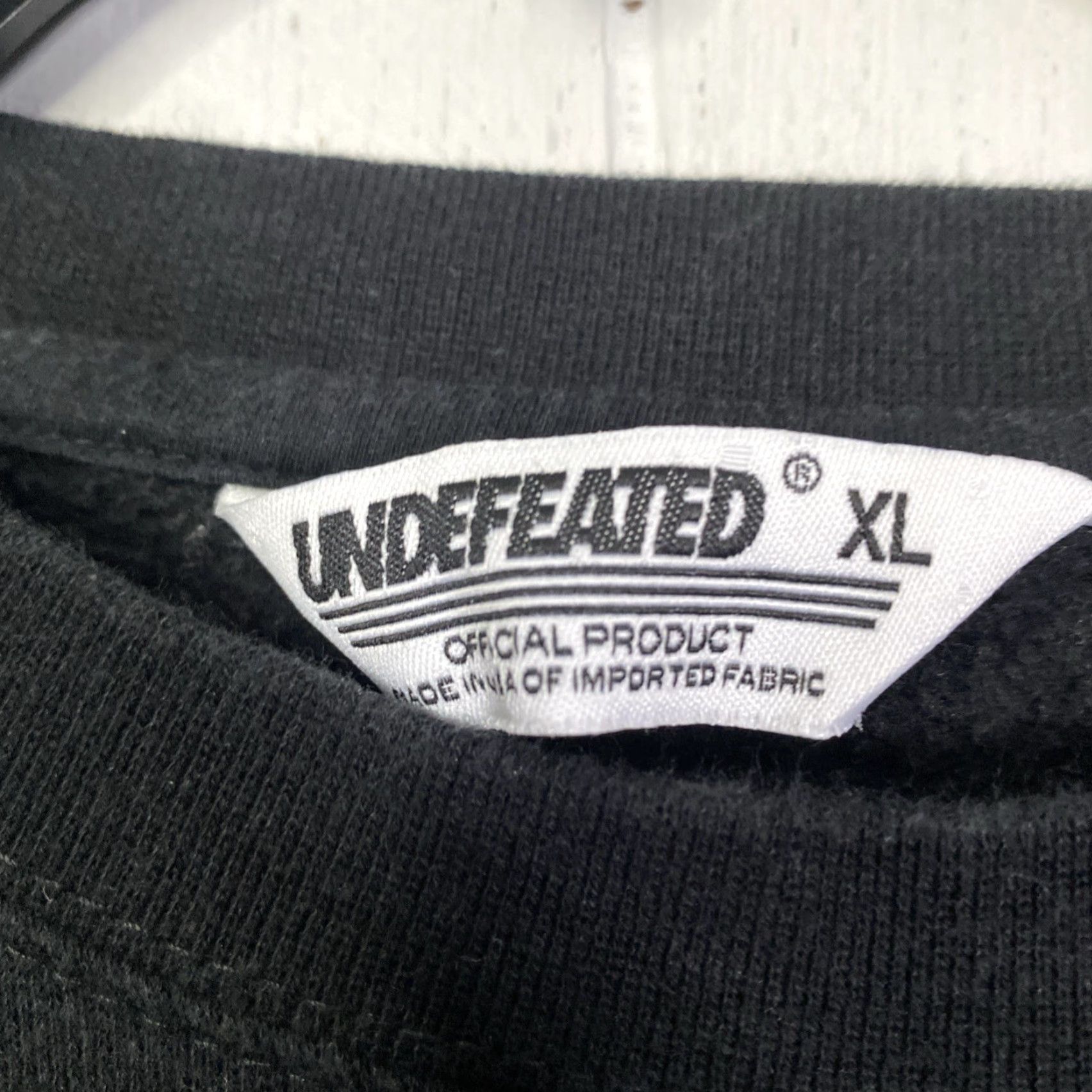 Undefeated VINTAGE Undefeated Wolf Sweatshirt Crewneck Fleece Black Mens XL Size US XL / EU 56 / 4 - 2 Thumbnail
