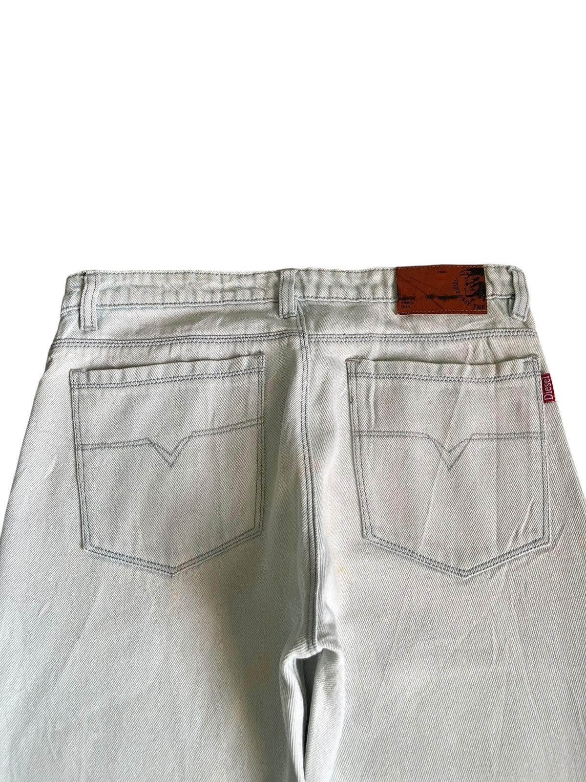 Diesel Vintage Diesel Ultra Light Wash Straight Jeans Size 31" - 4 Thumbnail