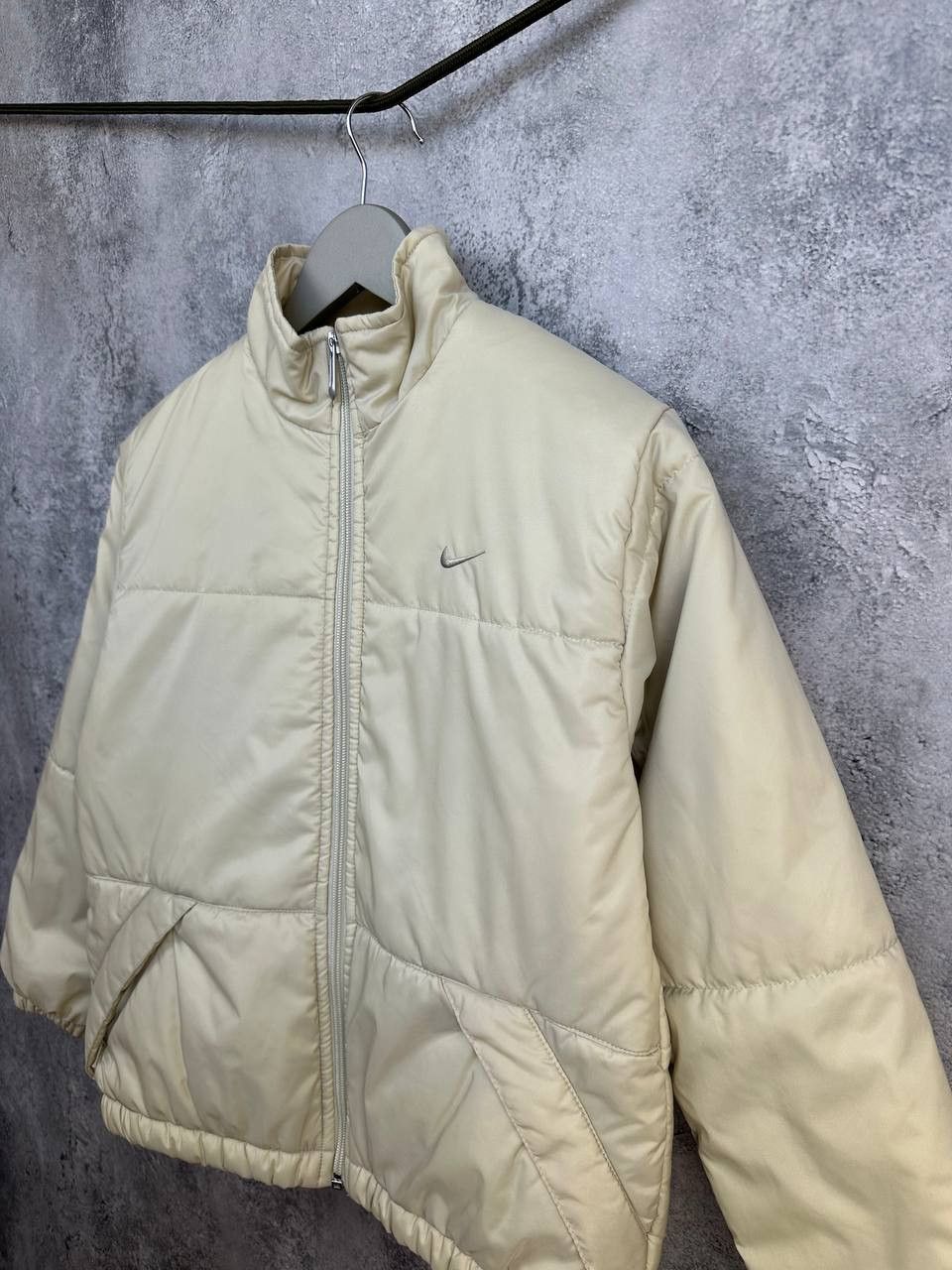 Nike Nike Y2K Puffer Padded Jacket Nylon Swoosh Cream Quilted Size M / US 6-8 / IT 42-44 - 5 Thumbnail