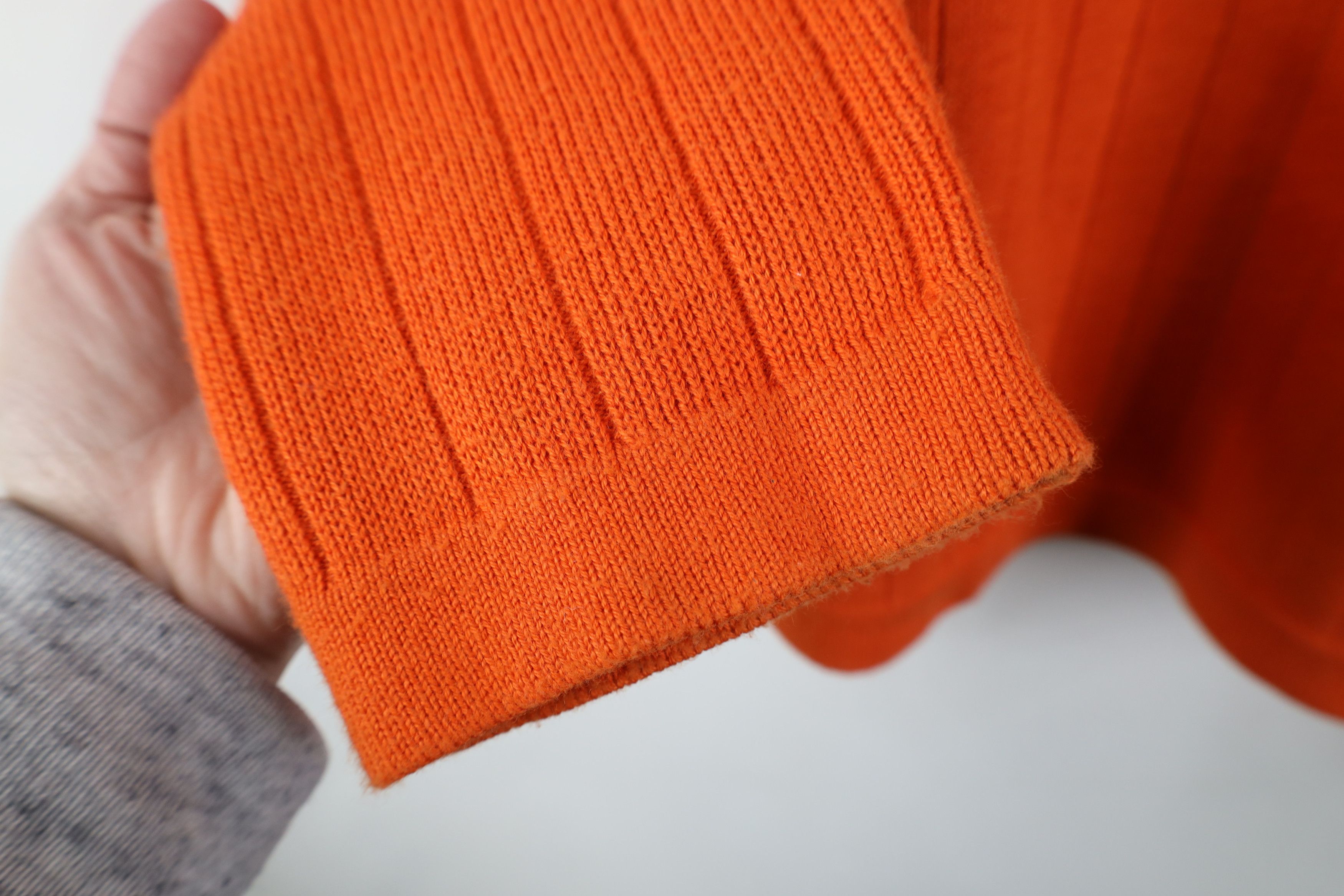 Vintage 90s Y2K Abercrombie & Fitch Knit Sweater Orange