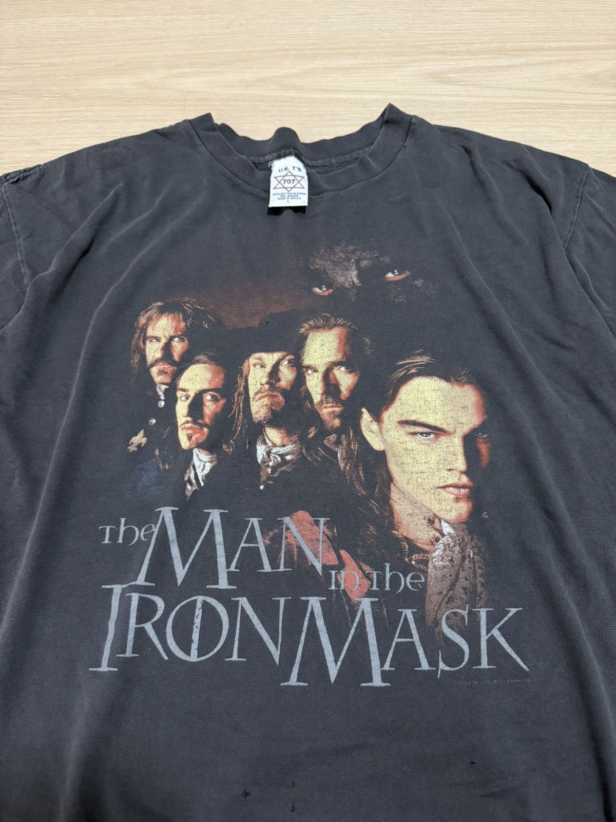 Vintage Vintage the man in the iron mask Size US L / EU 52-54 / 3 - 3 Thumbnail