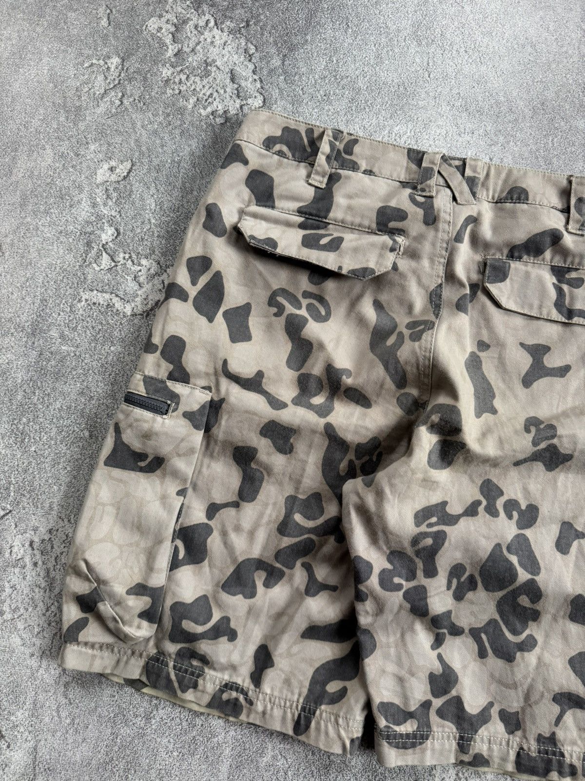 Nike Nike M/size camouflage cargo shorts 🩳 casual Size US 32 / EU 48 - 13 Thumbnail