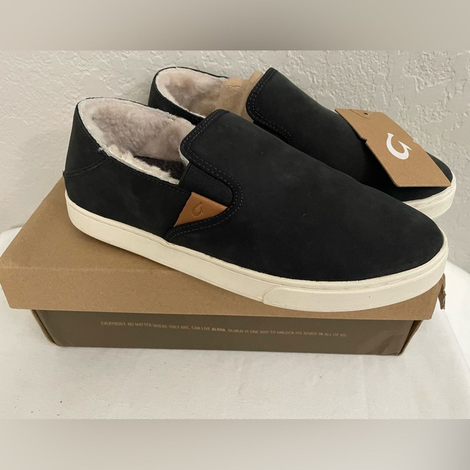 Olukai OLUKAI Pehuea Heu Slip-On Women’s size 9 in Black Nubuck Size US 9 / IT 39 - 1 Thumbnail
