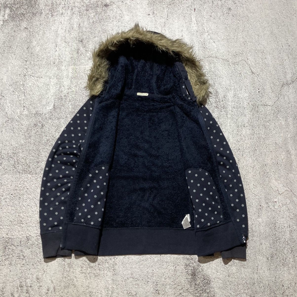Japanese Brand 2000s GU Polkadot Motif Fur Ziphoodie Navy Lgb Ifsixwasnine Size US M / EU 48-50 / 2 - 12 Thumbnail