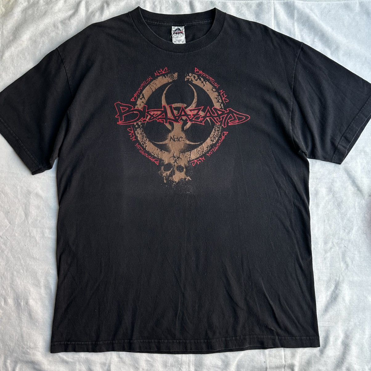 Band Tees Vintage Biohazard NYC Size US XL / EU 56 / 4 - 1 Thumbnail