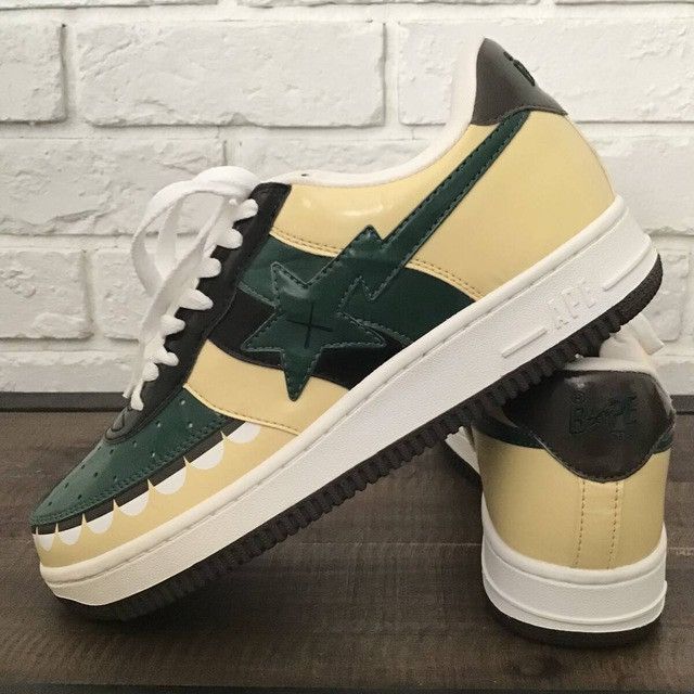 Bape × Kaws × Nigo KAWS CHOMPERS BAPE STA Patent Leather Sneakers APE NIGO Size US 9.5 / EU 42-43 - 1 Thumbnail