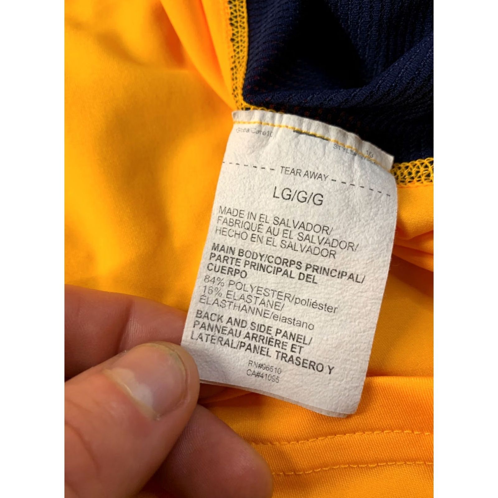 Under Armour Under Armour HeatGear Shirt Men L Orange Navy 2022 Training Compression Jersey 74 cm 55 cm Crew Neck Short Sleeve Size US L / EU 52-54 / 3 - 7 Thumbnail