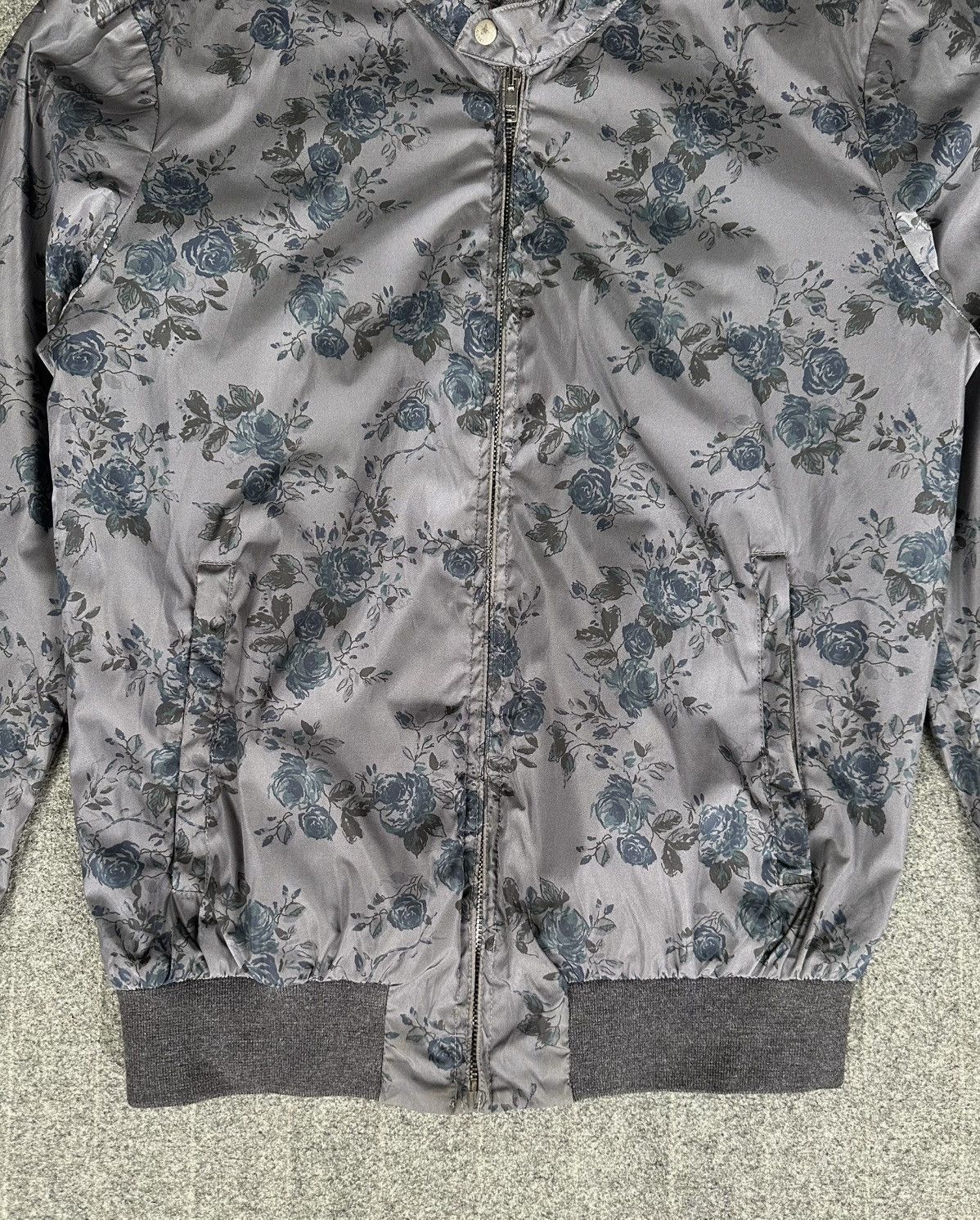 Gucci Gucci - Frida Giannini 2012 Floral Print MA-1 Bomber Jacket Size US S / EU 44-46 / 1 - 4 Thumbnail