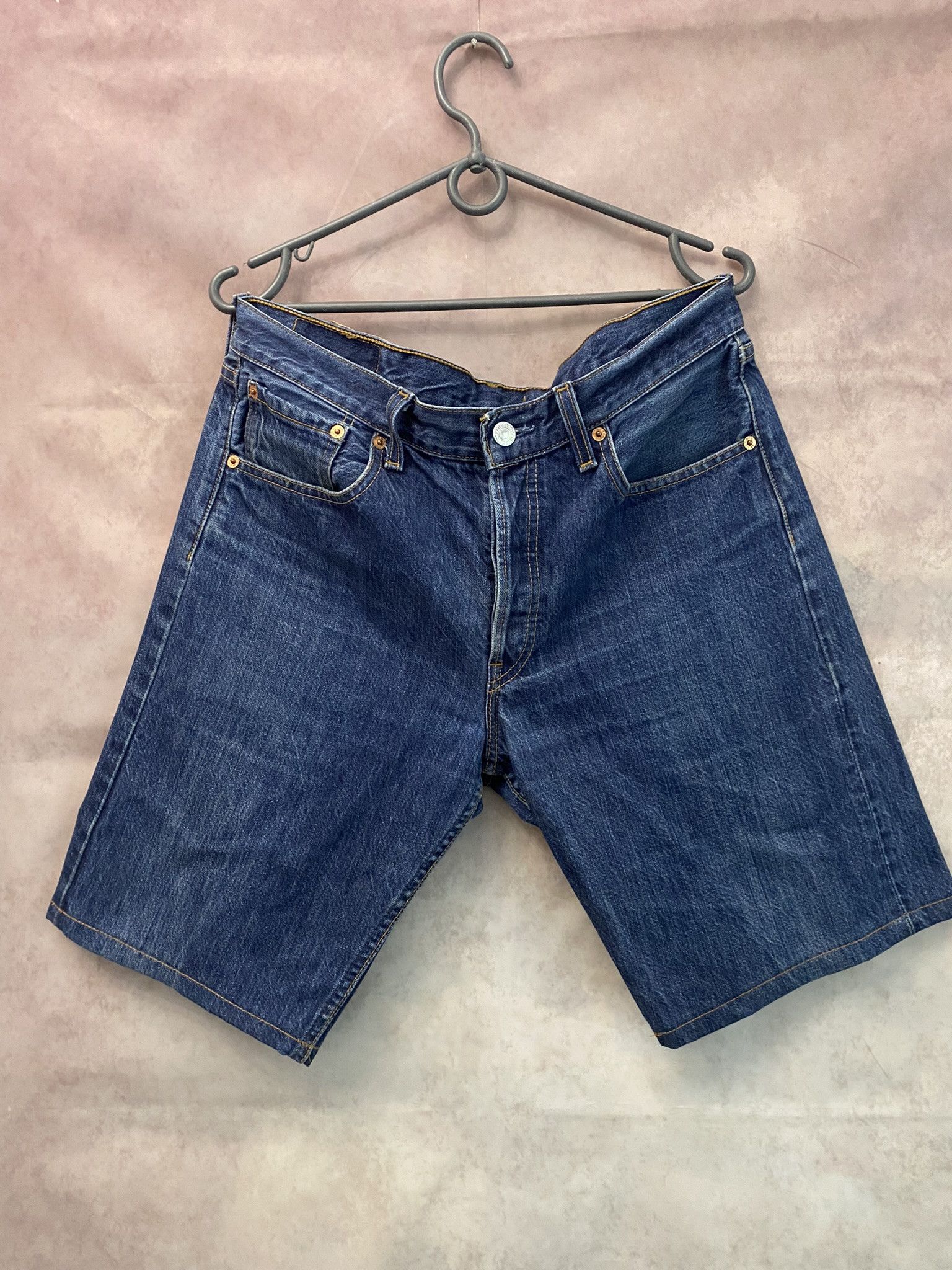 Designer × Levi's Levis Shorts Denim Size US 33 - 1 Thumbnail
