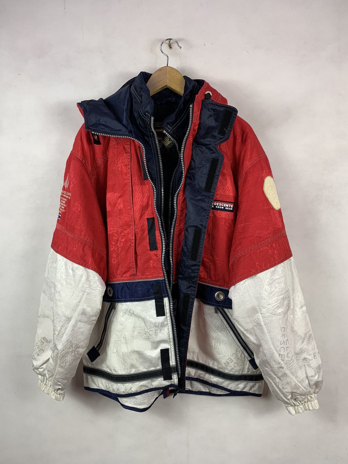 Descente Rare! Vintage Club Descente Active Snow Gear Jacket Size US L / EU 52-54 / 3 - 9 Thumbnail