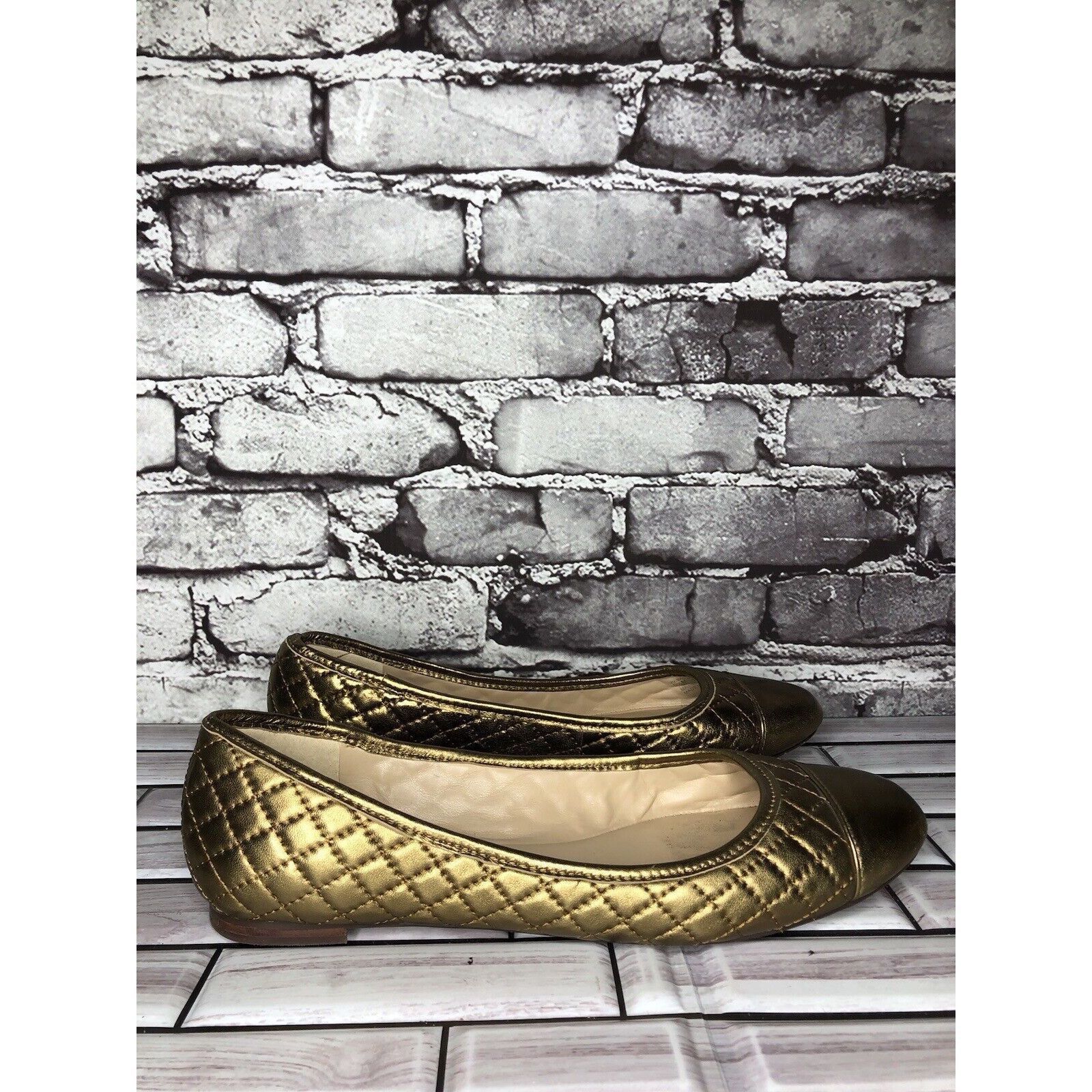 Vince Camuto Vince Camuto Metallic Gold Leather Quilted Ballet Flats Shoe Size US 9.5 / IT 39.5 - 1 Thumbnail