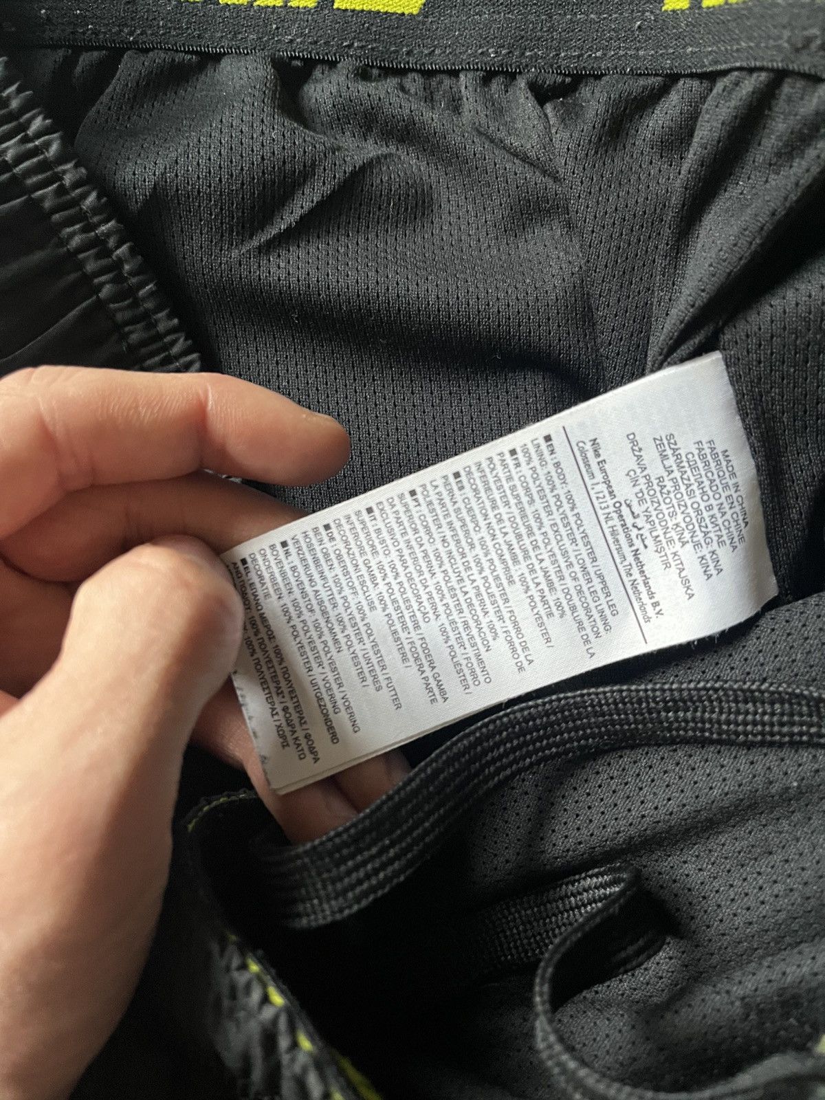 Nike Vintage Nike Nylon Drill Track Pants Mini Swoosh Y2K USA Size US 34 / EU 50 - 9 Thumbnail