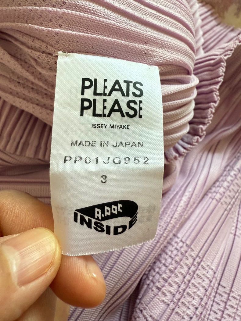 Issey Miyake Issey Miyake size:3 Pink pleated skirt Size 42" / US 20 - 2 Thumbnail