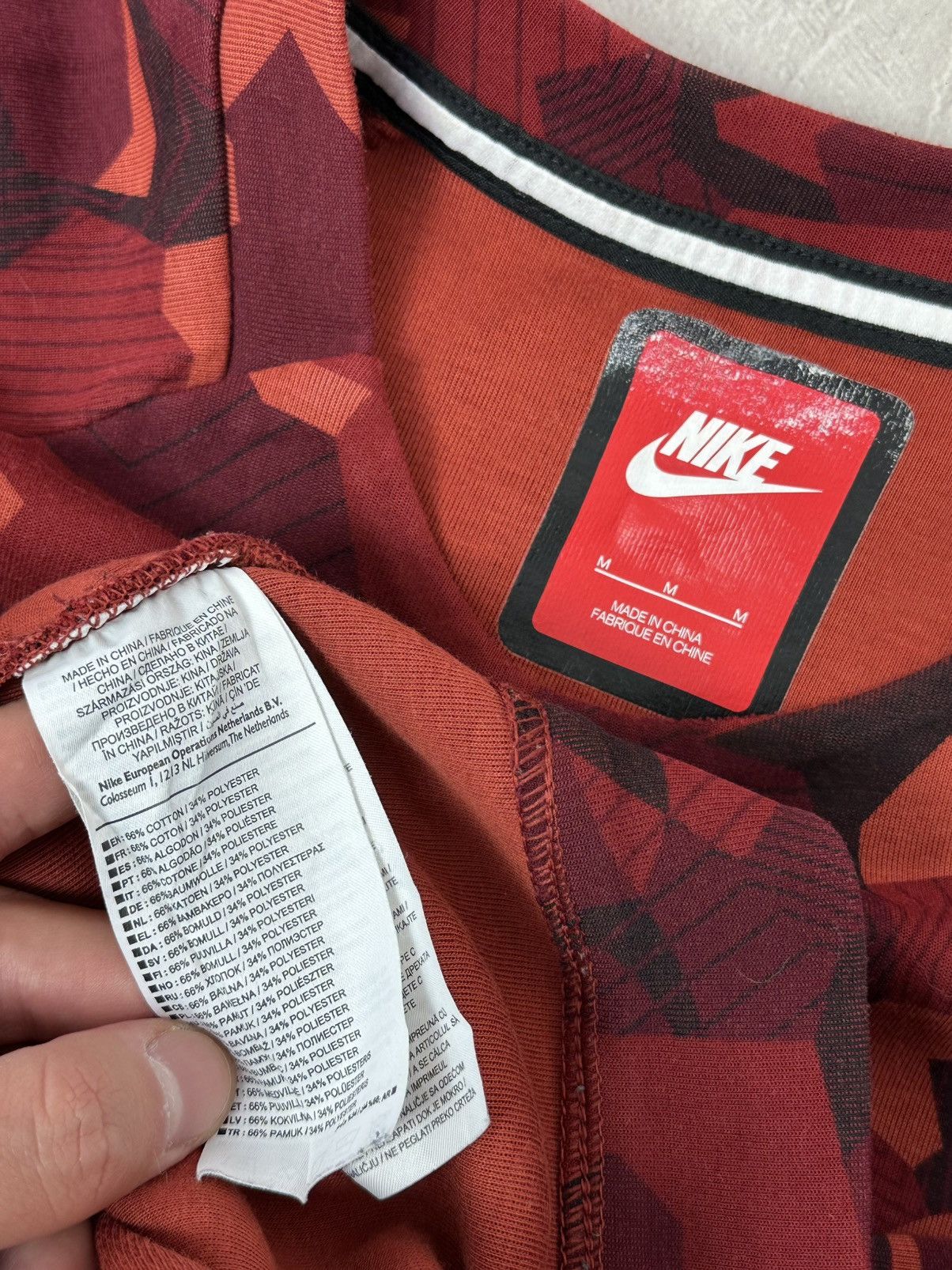 Nike Nike Tech Fleece Red Camo Crew Neck Cotton Men’s Sweatshirt Size US M / EU 48-50 / 2 - 11 Thumbnail