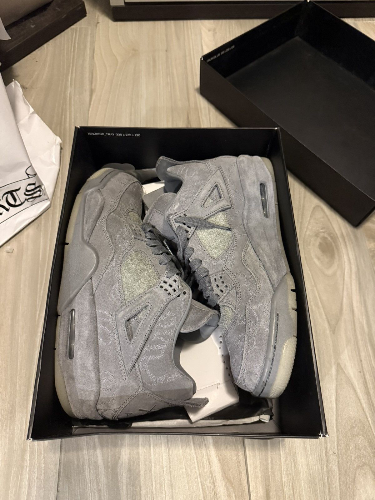 Jordan Brand × Kaws KAWS Jordan 4 Retro Cool Grey Size US 10 / EU 43 - 7 Thumbnail