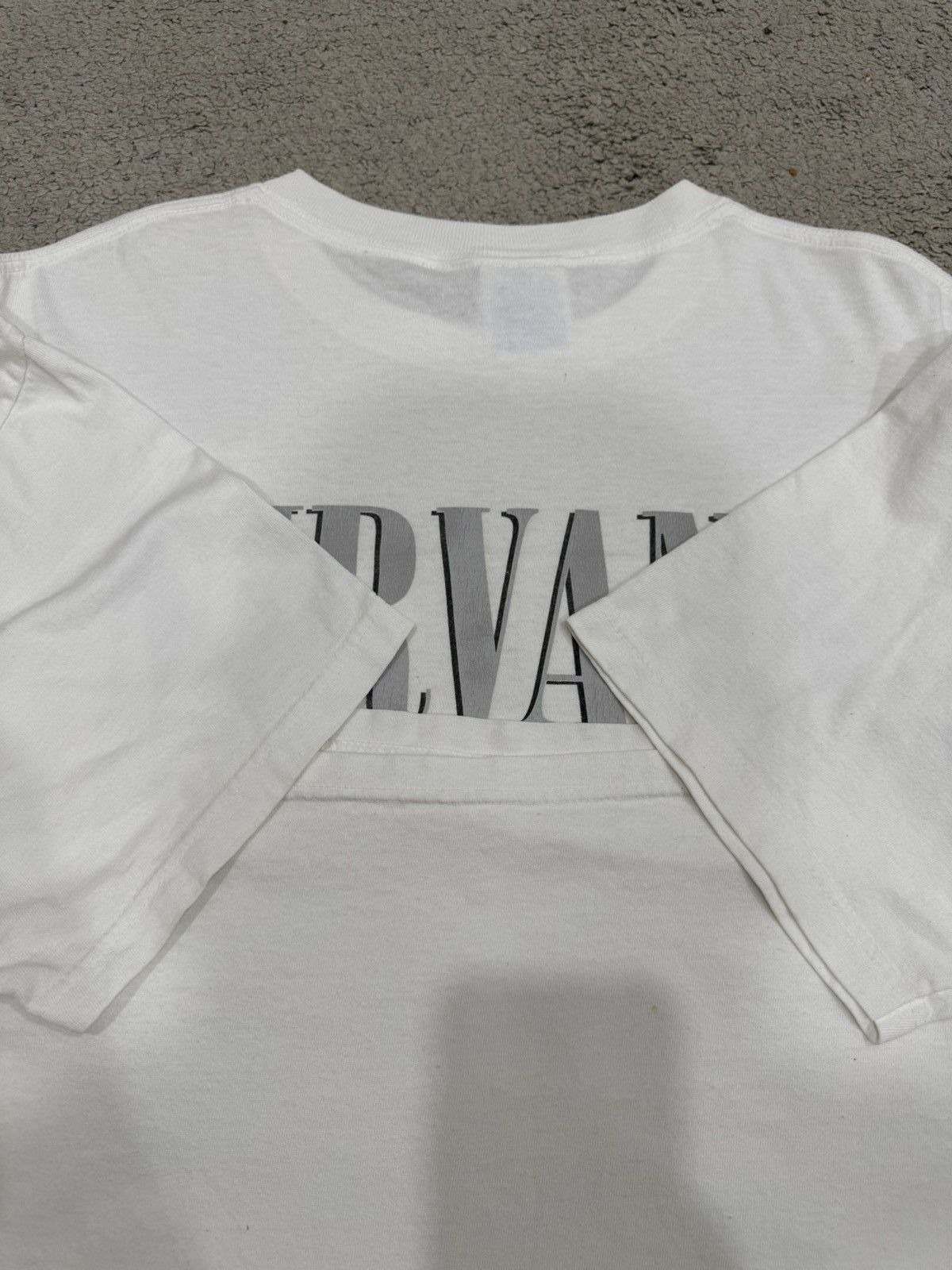 Band Tees Final Drop‼️ Vintage Nirvana Photo Tee Size US XL / EU 56 / 4 - 21 Thumbnail