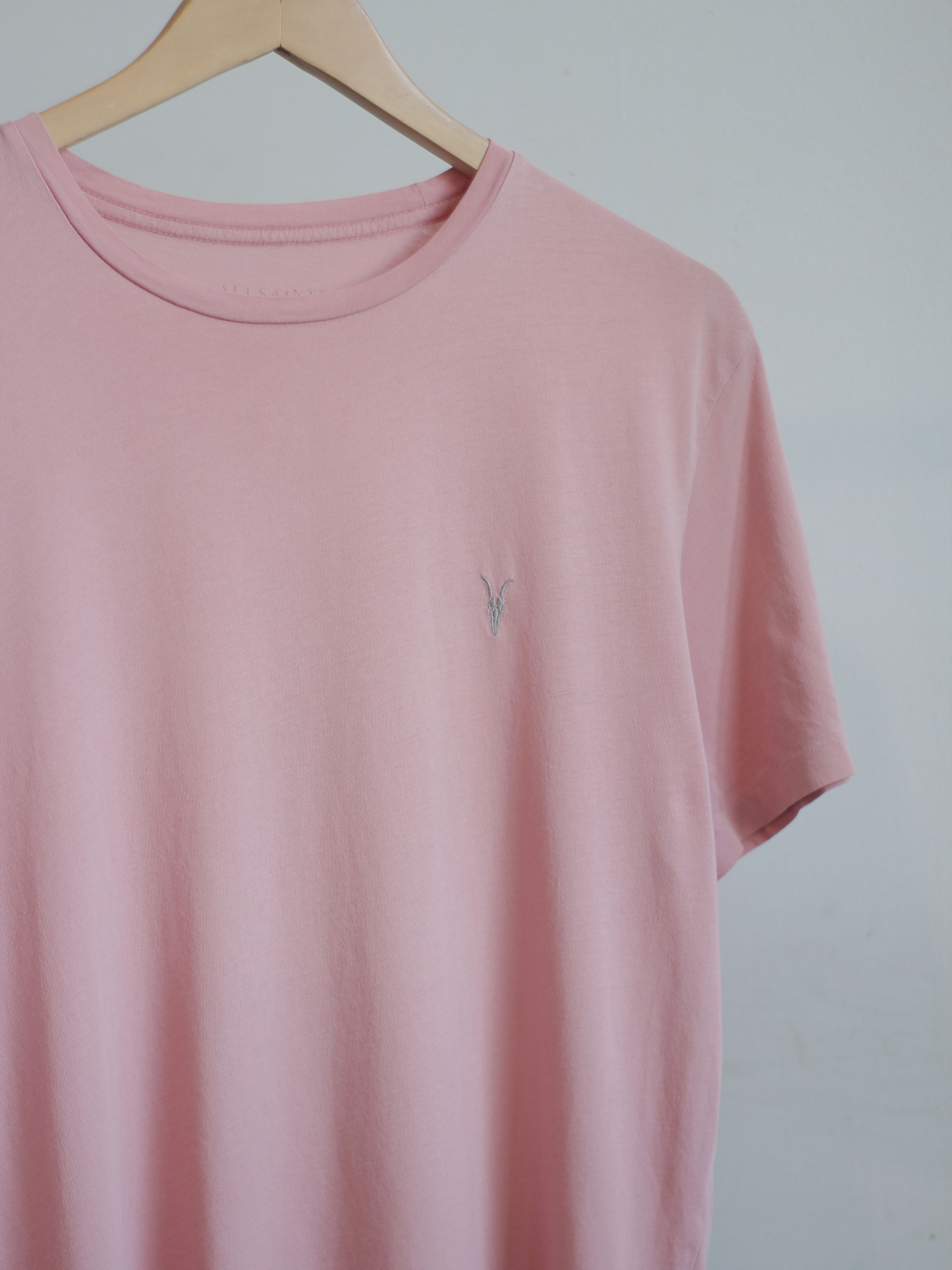 Allsaints ALLSAINTS MENS PINK T SHIRT EMBROIDED SMALL LOGO L Size US L / EU 52-54 / 3 - 3 Thumbnail