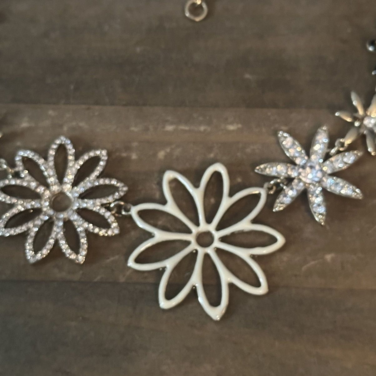 Other Amrita Singh flower garden necklace Size ONE SIZE - 5 Thumbnail