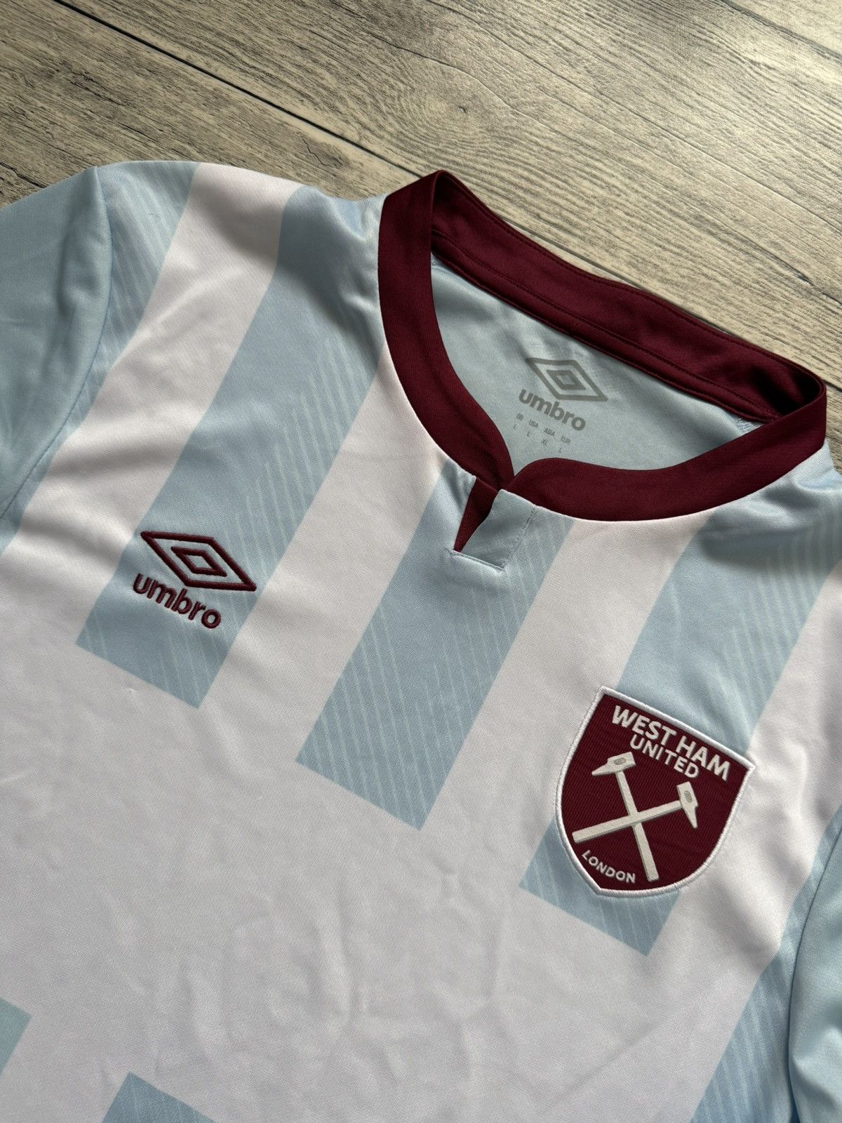 Umbro West Ham united jersey GK blue away 2021/22 Size US L / EU 52-54 / 3 - 3 Thumbnail