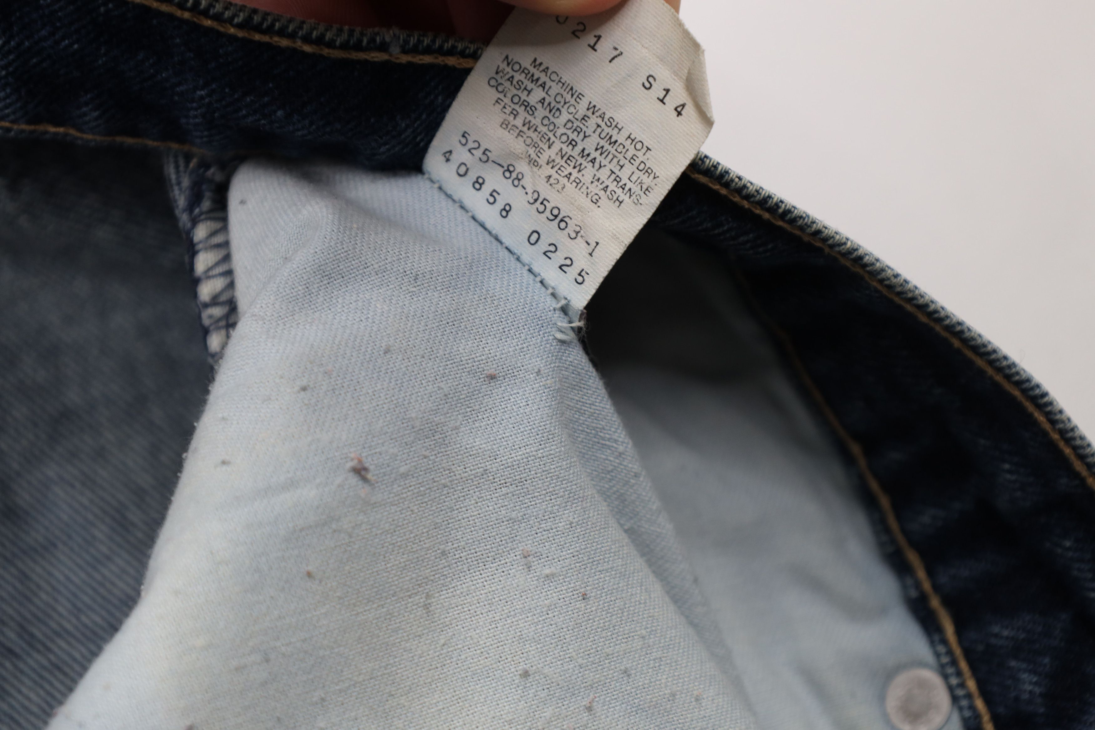 Levi's Vintage 80s Levis Straight Leg Denim Jeans Blue Cotton USA Size US 36 / EU 52 - 9 Thumbnail