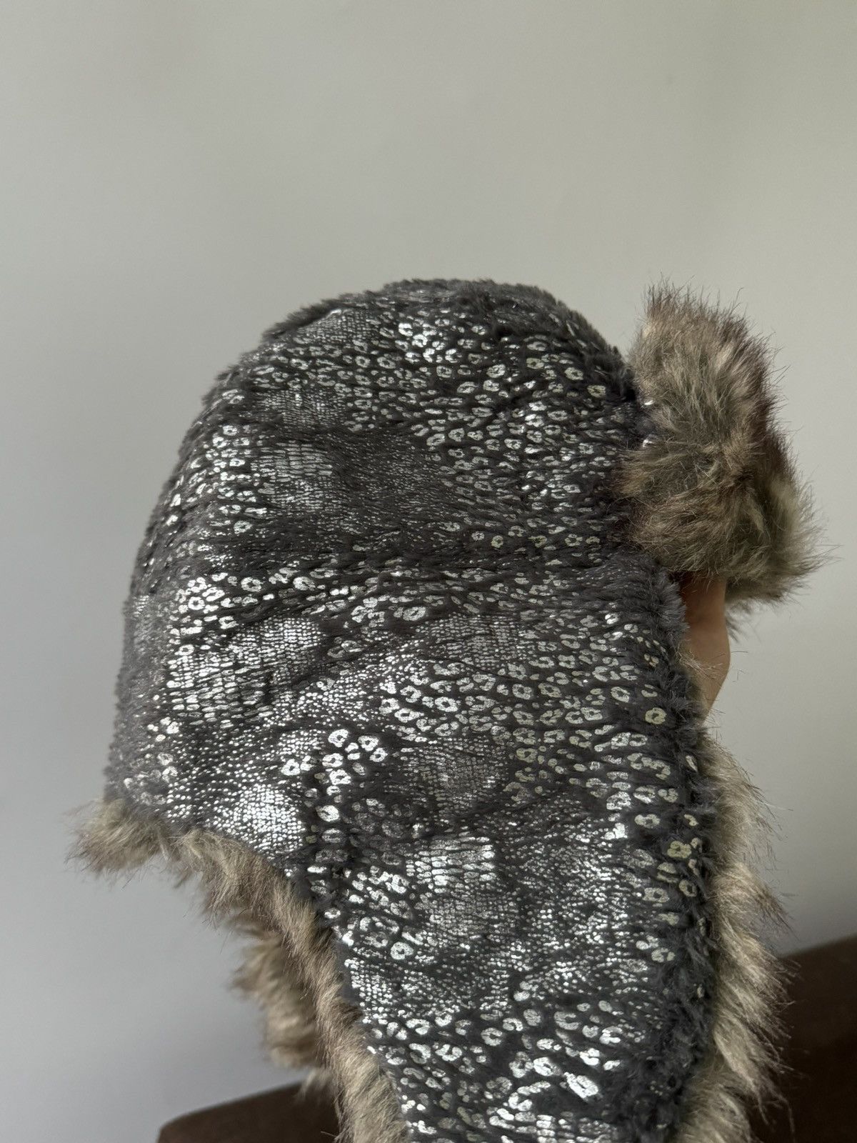 Other Vintage silver Y2K fuzzy fur ushanka hat punk Japanese Size ONE SIZE - 5 Thumbnail