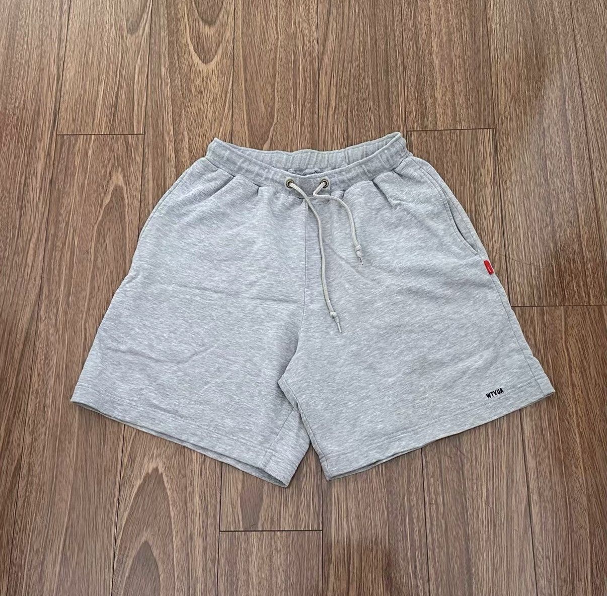 Wtaps WTAPS HELLWEEK SHORTS.COTTON Gray casual sweat shorts Size US 32 / EU 48 - 1 Thumbnail