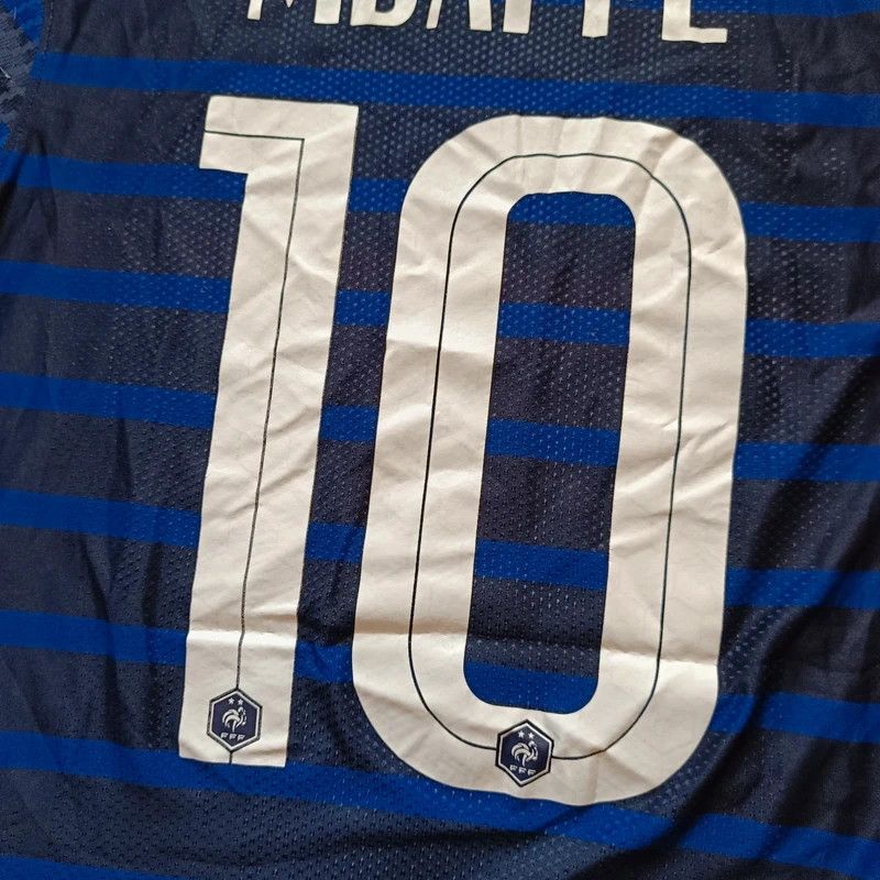 Nike Kylian Mbappe #10 France 2020-2021 Player Issue Jersey M Size US M / EU 48-50 / 2 - 3 Thumbnail