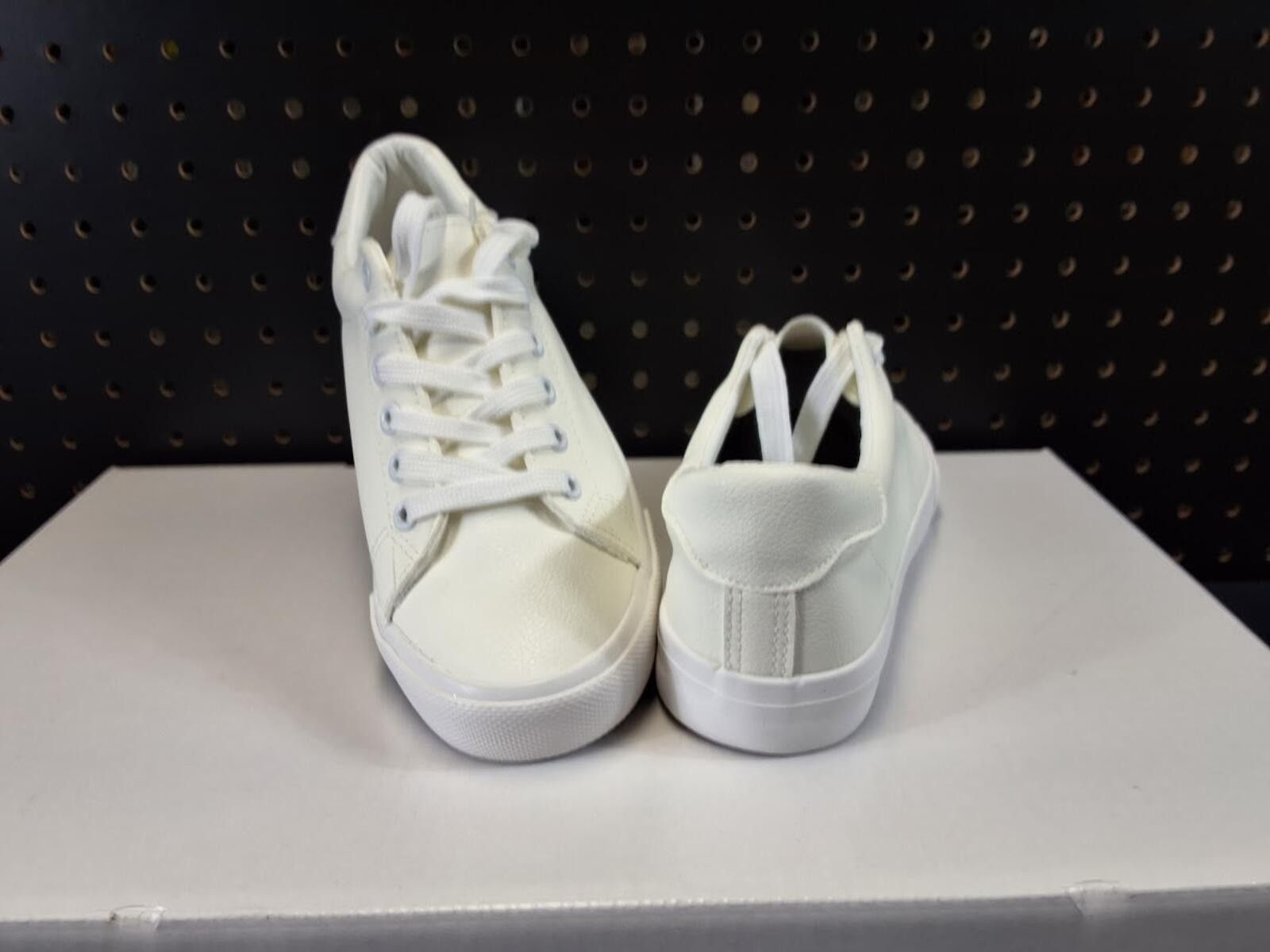Genetic Manipulation Shinichiro Kuriya Classic White Canvas Sneakers - EU Size 39 Size ONE SIZE - 2 Thumbnail