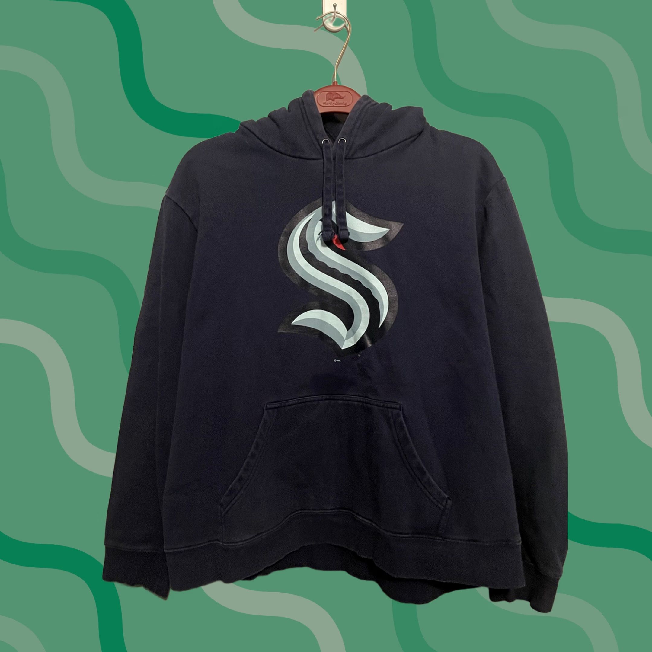 Vintage Fanatics Seattle Kraken Hoodie XL Mens Blue Logo Pullover Hooded Pockets Graphic Print Sports All Seasons Size US XL / EU 56 / 4 - 1 Thumbnail