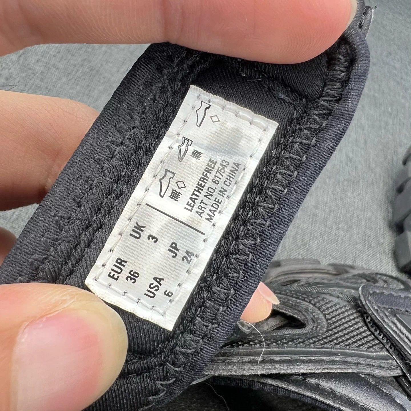 Balenciaga Balenciaga Track 2.0 Black Sandals 36 Size US 6 / IT 36 - 8 Thumbnail