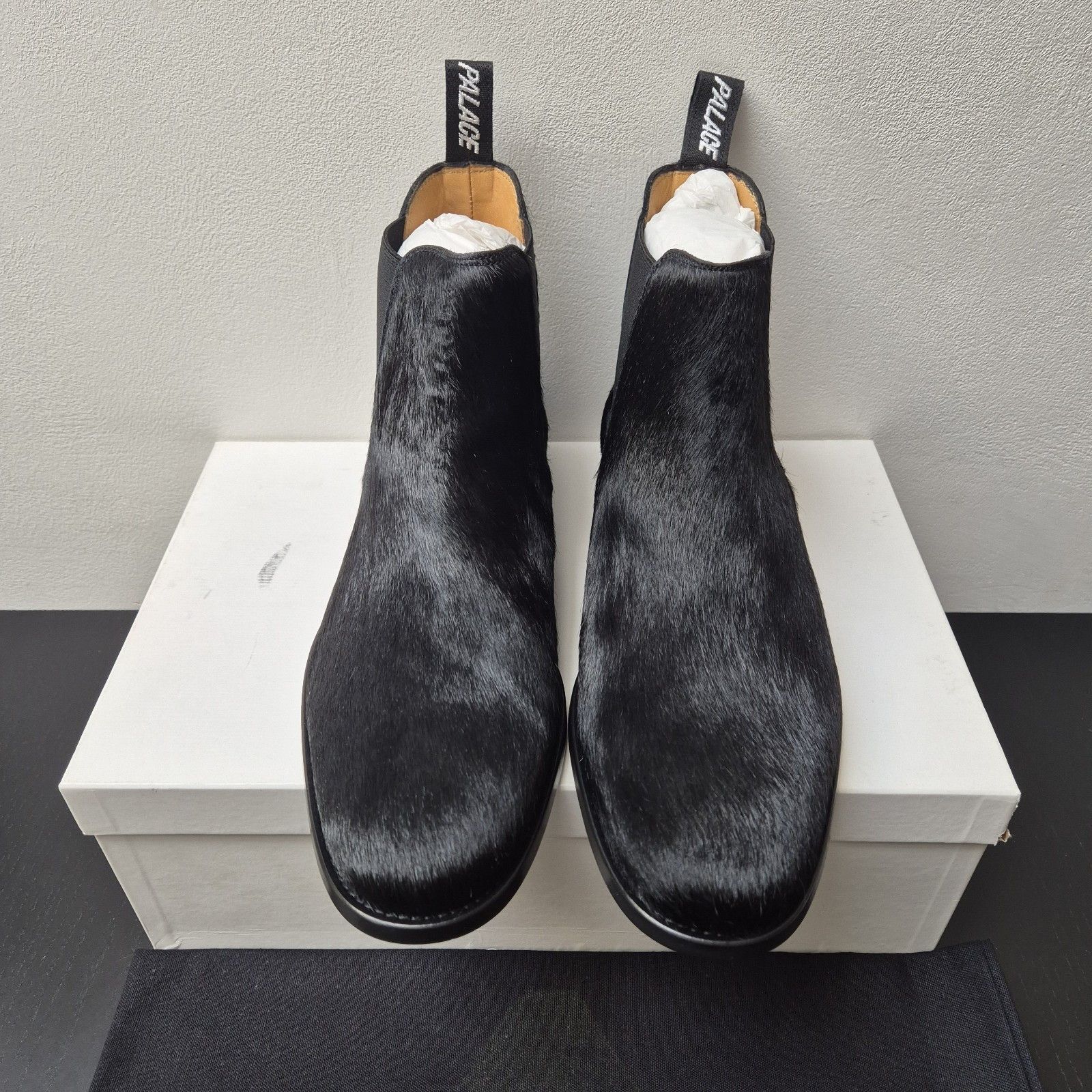 Palace Palace Pony Hair Chelsea Boot Black Brand New UK7 FW19 Size US 7.5 / EU 40-41 - 2 Thumbnail